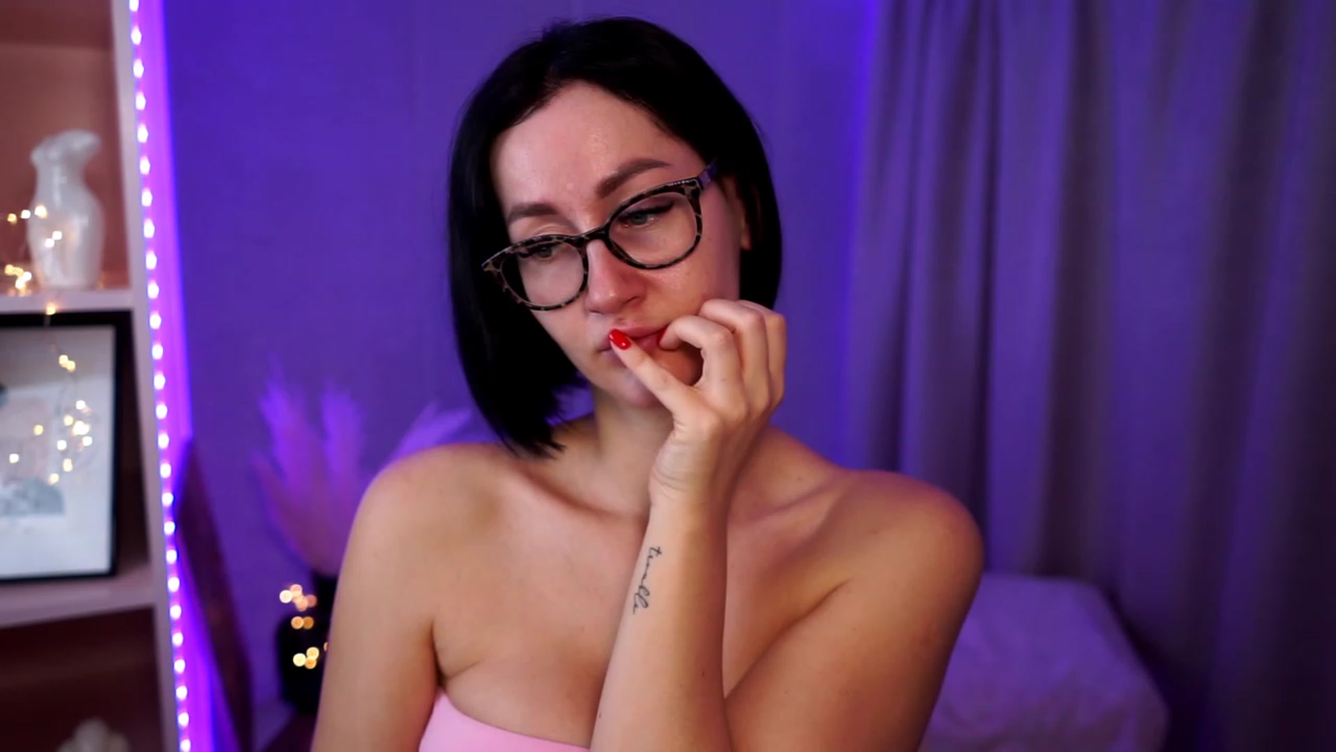 Gallery image thumbnail from Queen_Dasha's myfreecams stream on, 07/29/2023, 10:13 image 12 of 20