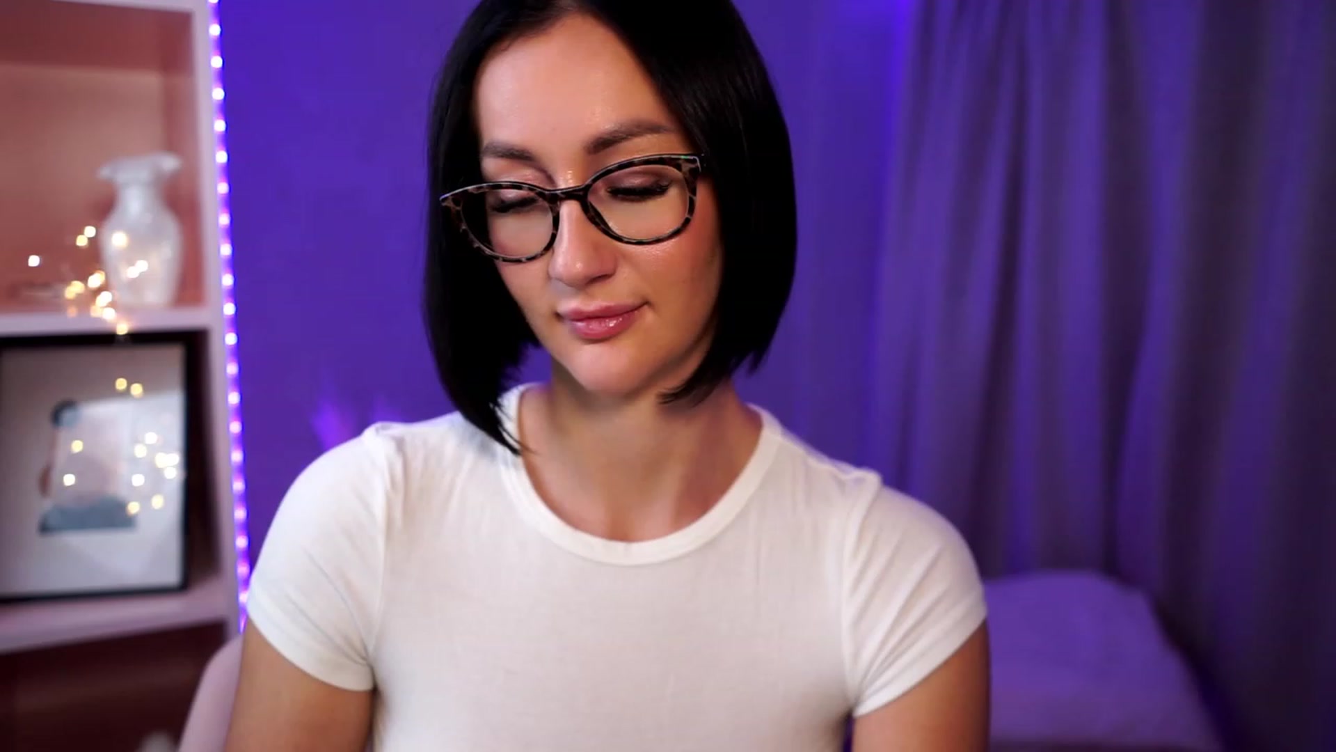 Gallery image thumbnail from Queen_Dasha's myfreecams stream on, 08/14/2023, 13:45 image 11 of 20