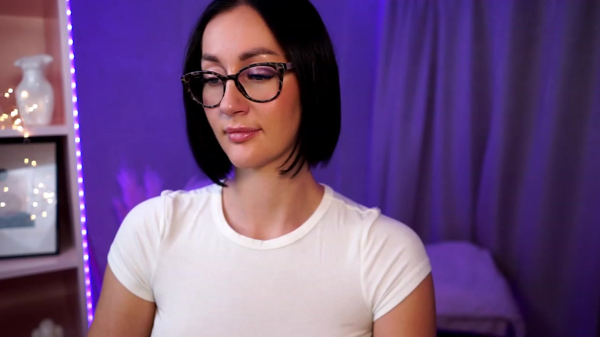 Gallery image thumbnail from Queen_Dasha's myfreecams stream on, 08/14/2023, 13:45 image 12 of 20