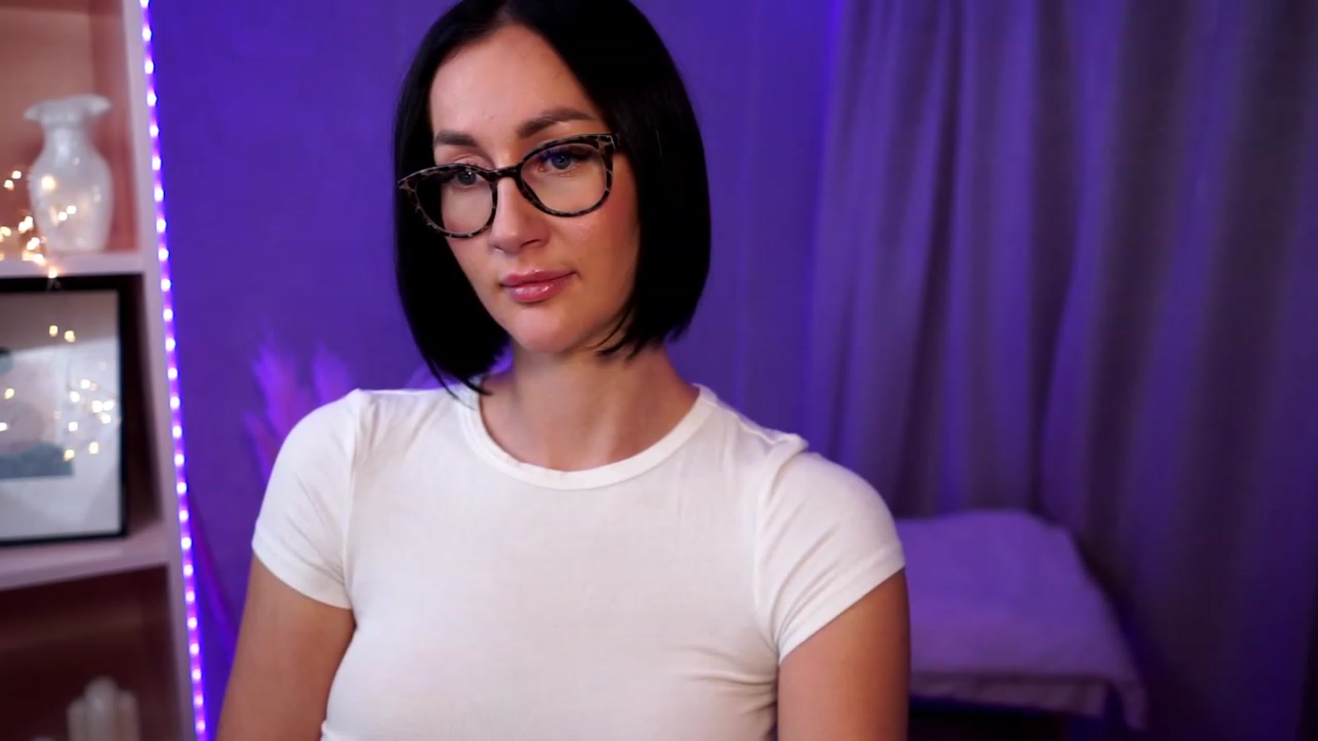 Gallery image thumbnail from Queen_Dasha's myfreecams stream on, 08/14/2023, 13:45 image 7 of 20