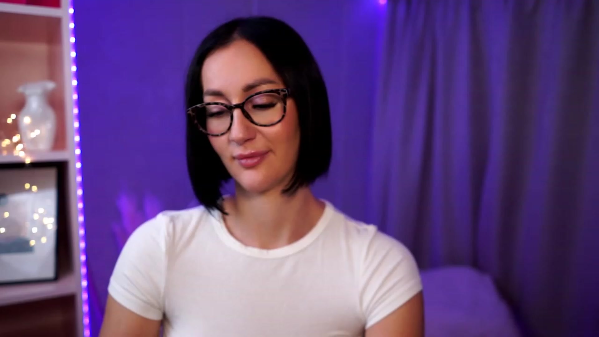 Gallery image thumbnail from Queen_Dasha's myfreecams stream on, 08/14/2023, 13:45 image 5 of 20