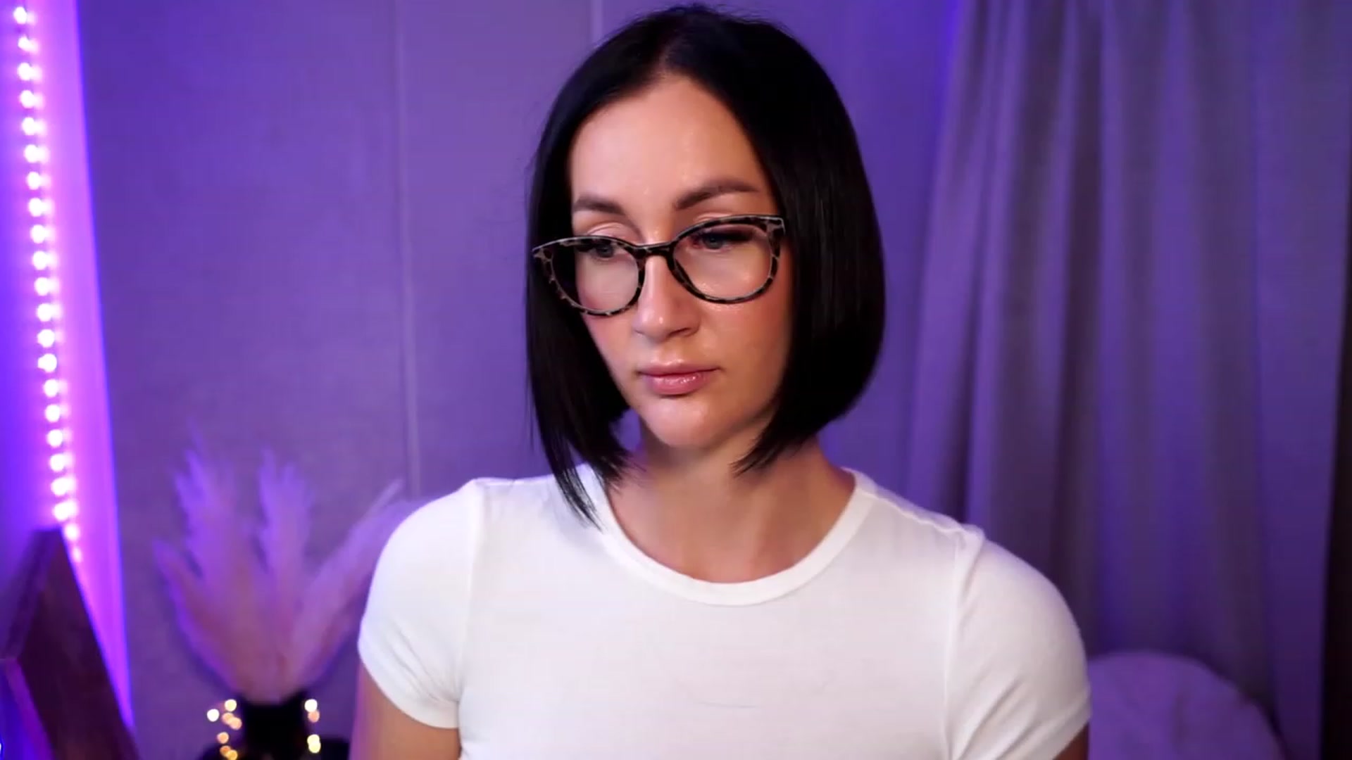 Gallery image thumbnail from Queen_Dasha's myfreecams stream on, 08/24/2023, 18:09 image 18 of 20