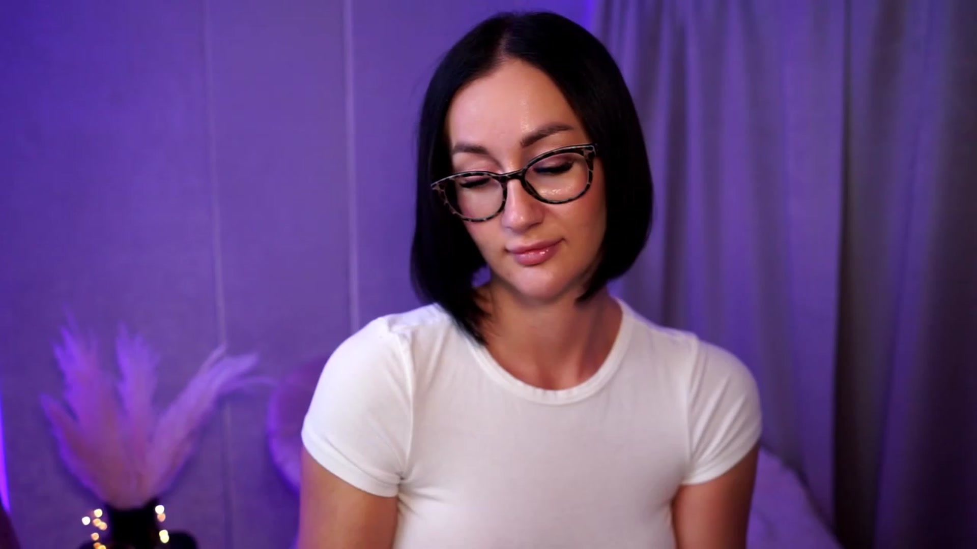 Gallery image thumbnail from Queen_Dasha's myfreecams stream on, 08/24/2023, 21:16 image 1 of 20