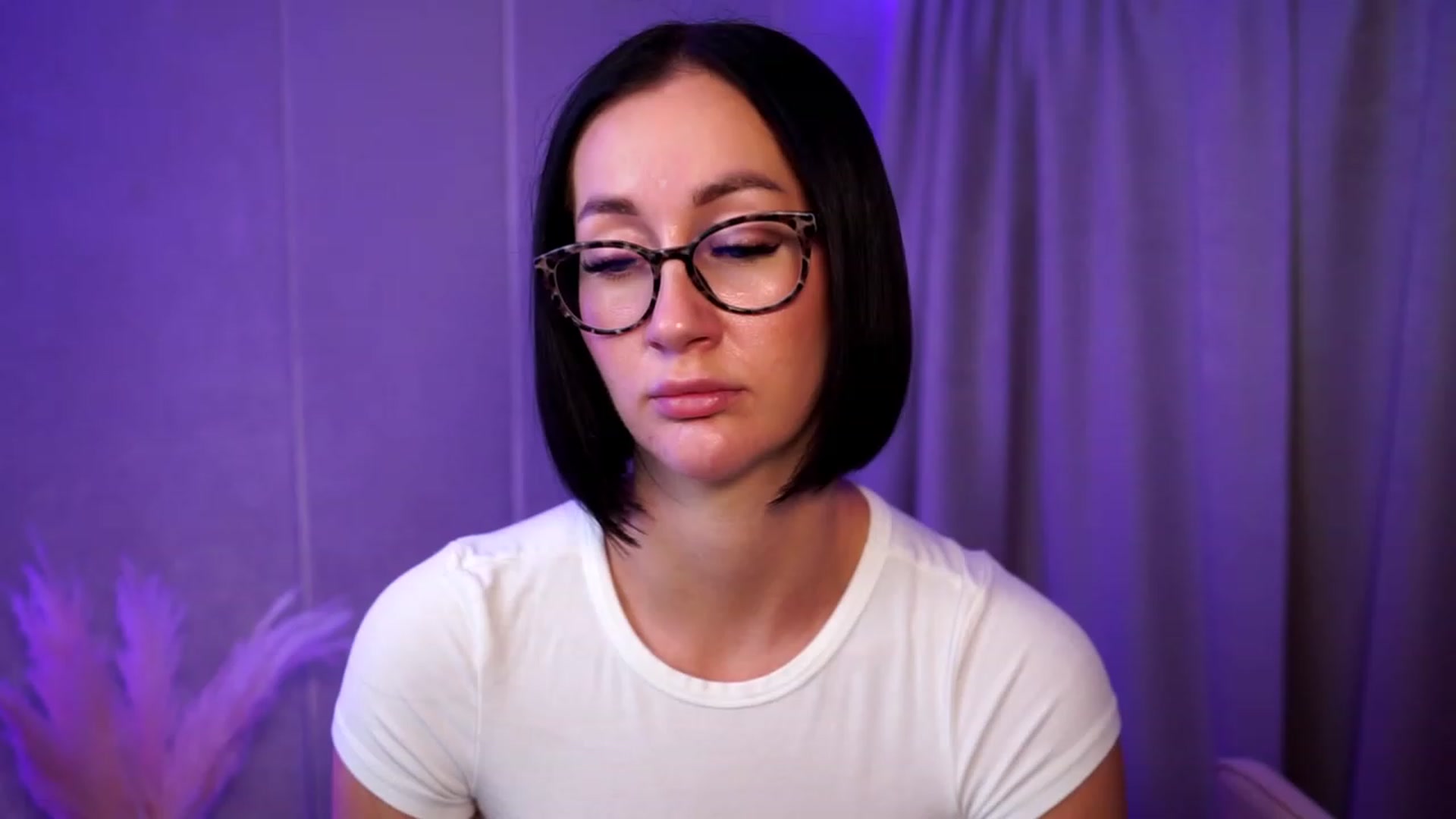 Gallery image thumbnail from Queen_Dasha's myfreecams stream on, 08/24/2023, 23:17 image 6 of 20