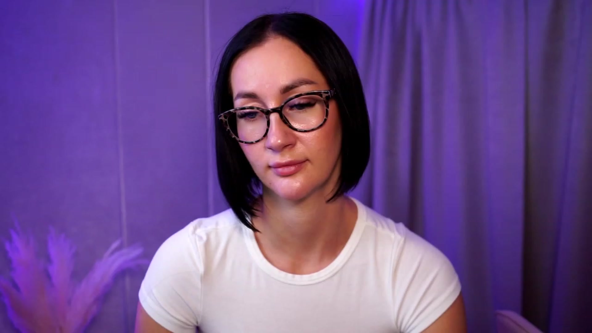Gallery image thumbnail from Queen_Dasha's myfreecams stream on, 08/24/2023, 23:17 image 18 of 20