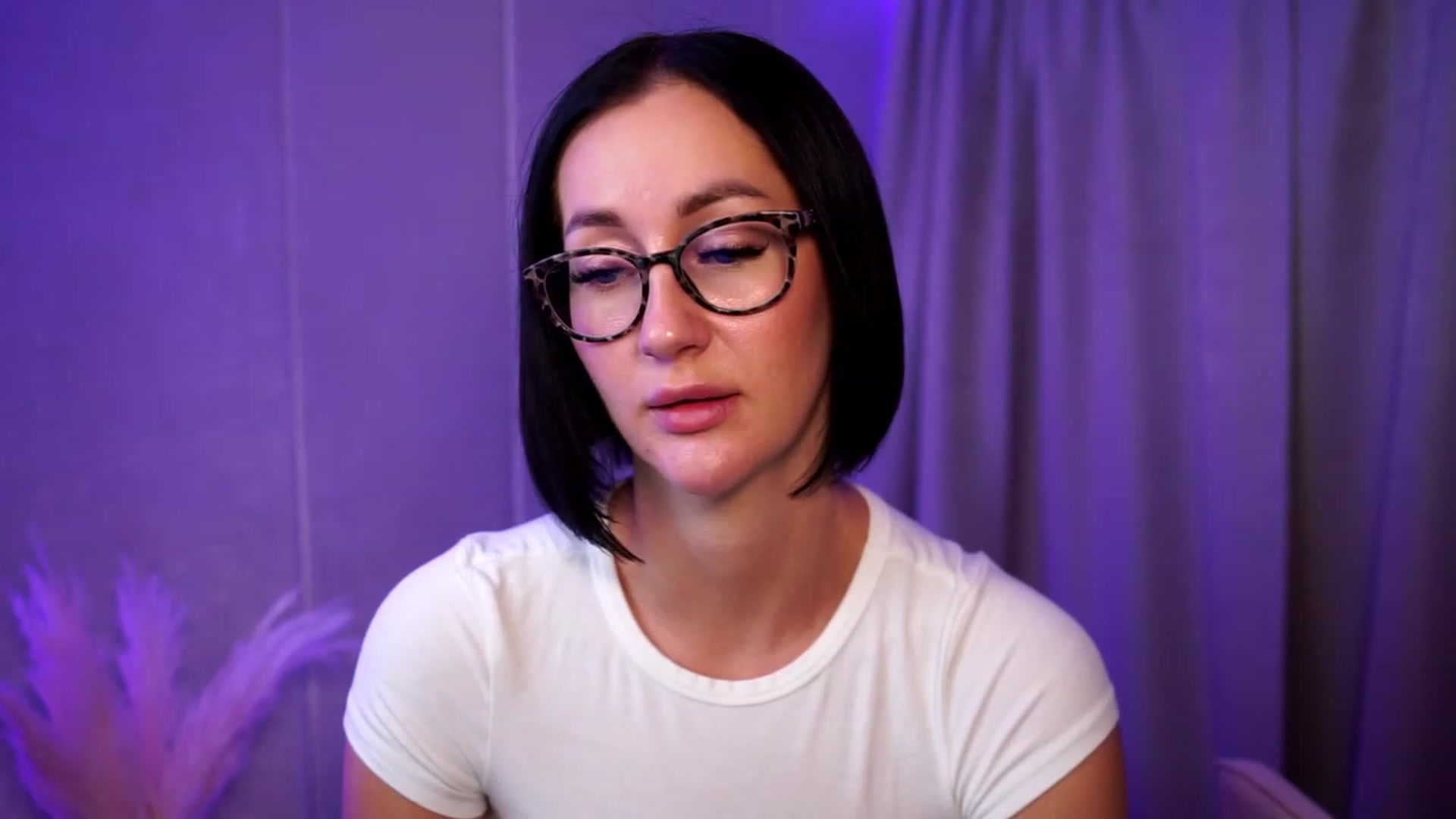 Gallery image thumbnail from Queen_Dasha's myfreecams stream on, 08/24/2023, 23:17 image 14 of 20