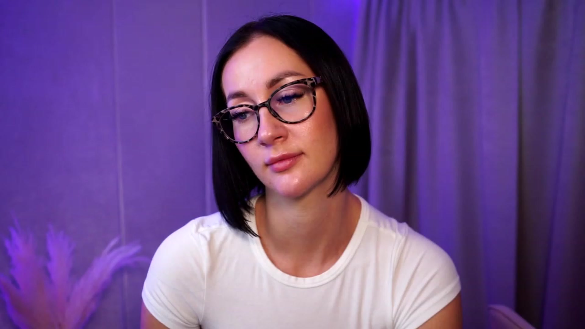 Gallery image thumbnail from Queen_Dasha's myfreecams stream on, 08/24/2023, 23:17 image 15 of 20