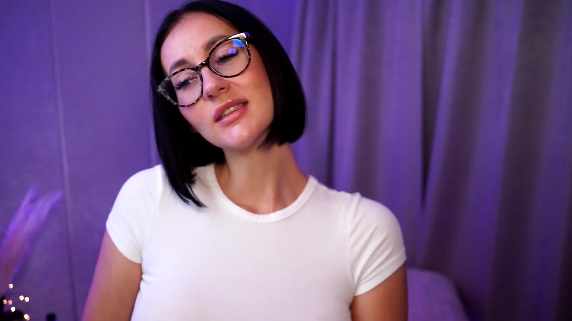 Gallery image thumbnail from Queen_Dasha's myfreecams stream on, 08/26/2023, 19:32 image 8 of 20
