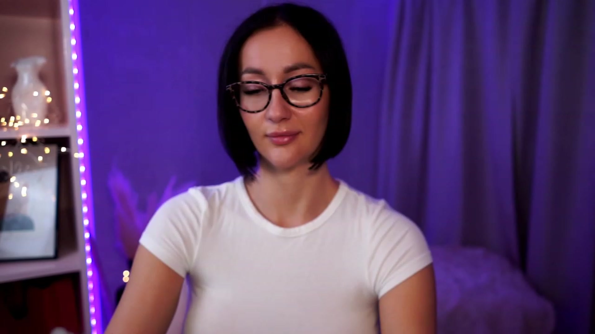 Gallery image thumbnail from Queen_Dasha's myfreecams stream on, 09/14/2023, 19:00 image 12 of 20
