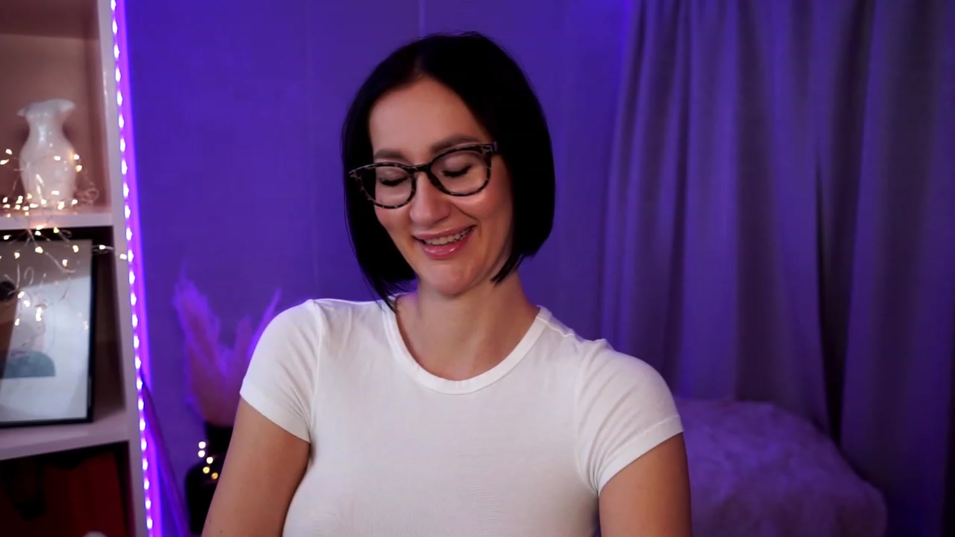 Gallery image thumbnail from Queen_Dasha's myfreecams stream on, 09/14/2023, 19:00 image 7 of 20