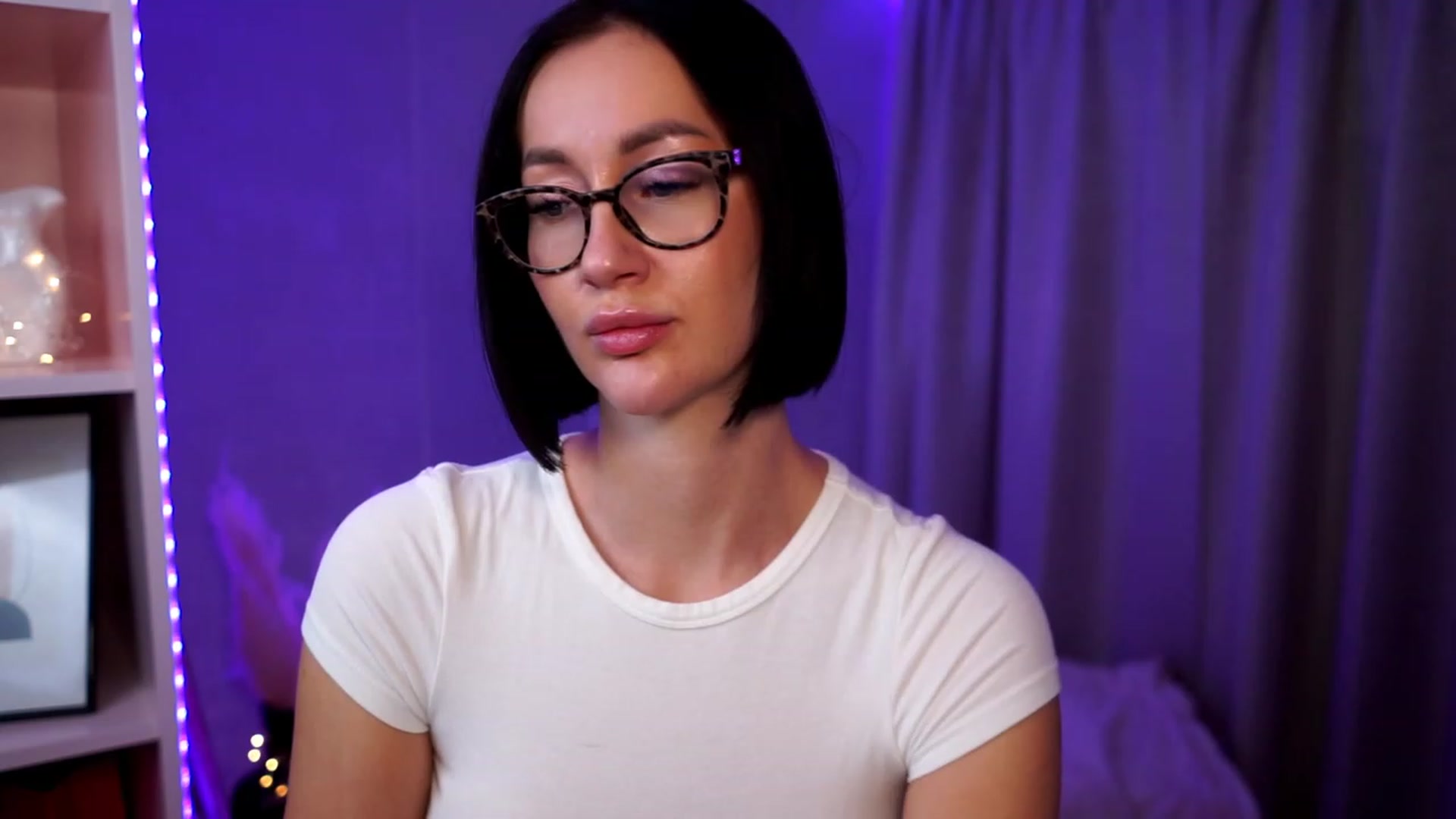 Gallery image thumbnail from Queen_Dasha's myfreecams stream on, 09/18/2023, 19:29 image 15 of 20