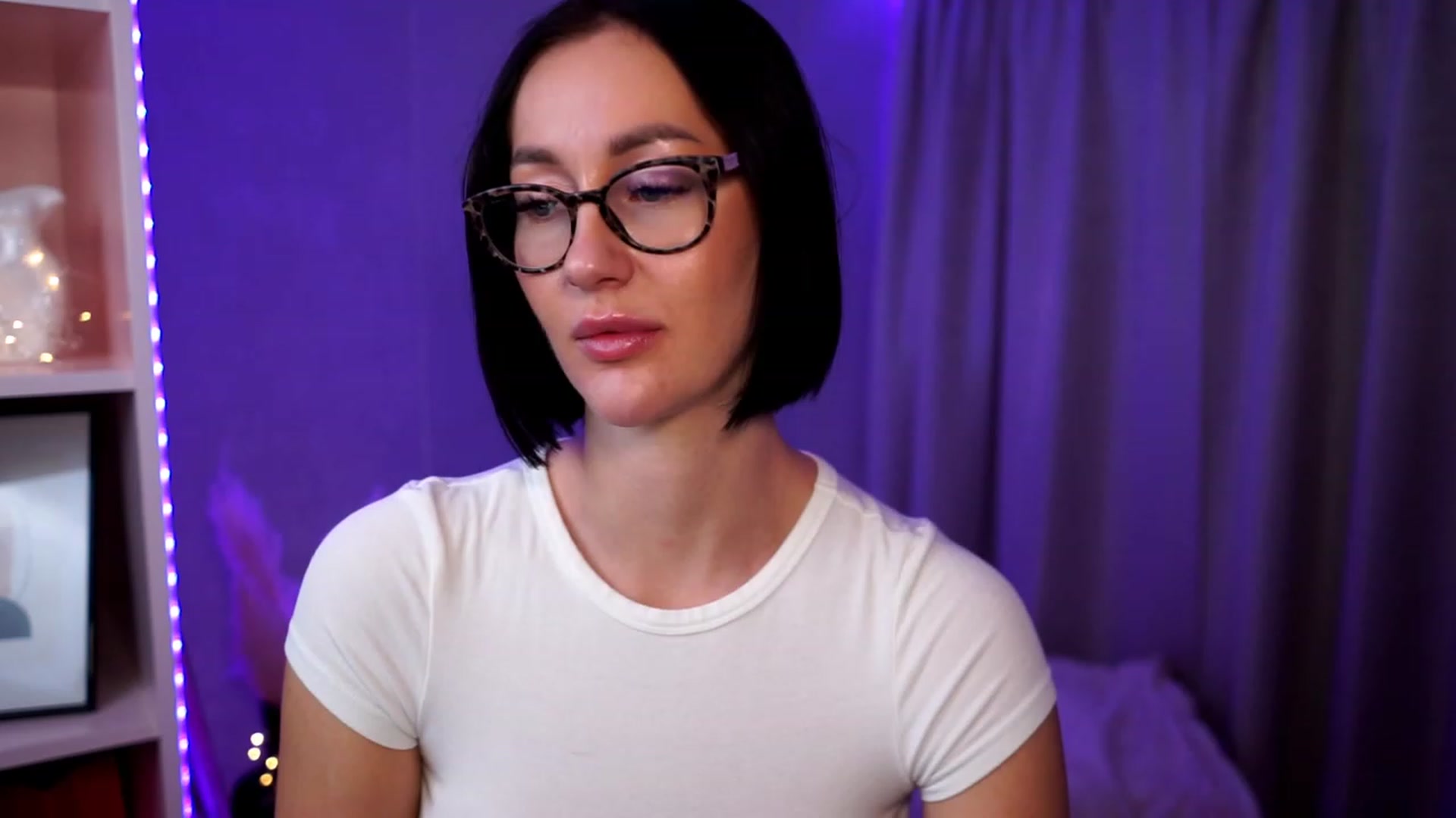 Gallery image thumbnail from Queen_Dasha's myfreecams stream on, 09/18/2023, 19:29 image 17 of 20