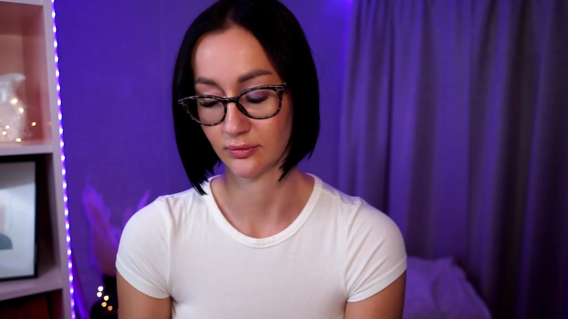 Gallery image thumbnail from Queen_Dasha's myfreecams stream on, 09/18/2023, 19:29 image 16 of 20