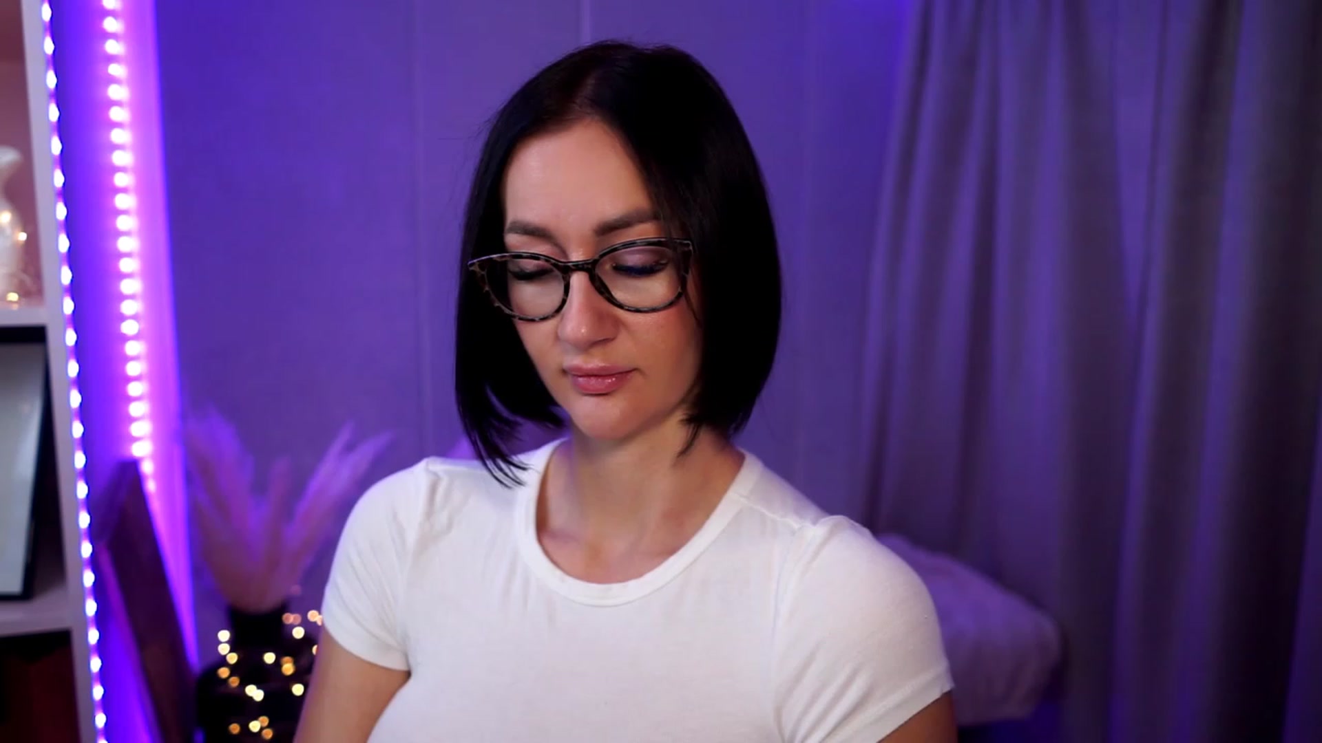 Gallery image thumbnail from Queen_Dasha's myfreecams stream on, 09/26/2023, 17:00 image 1 of 20