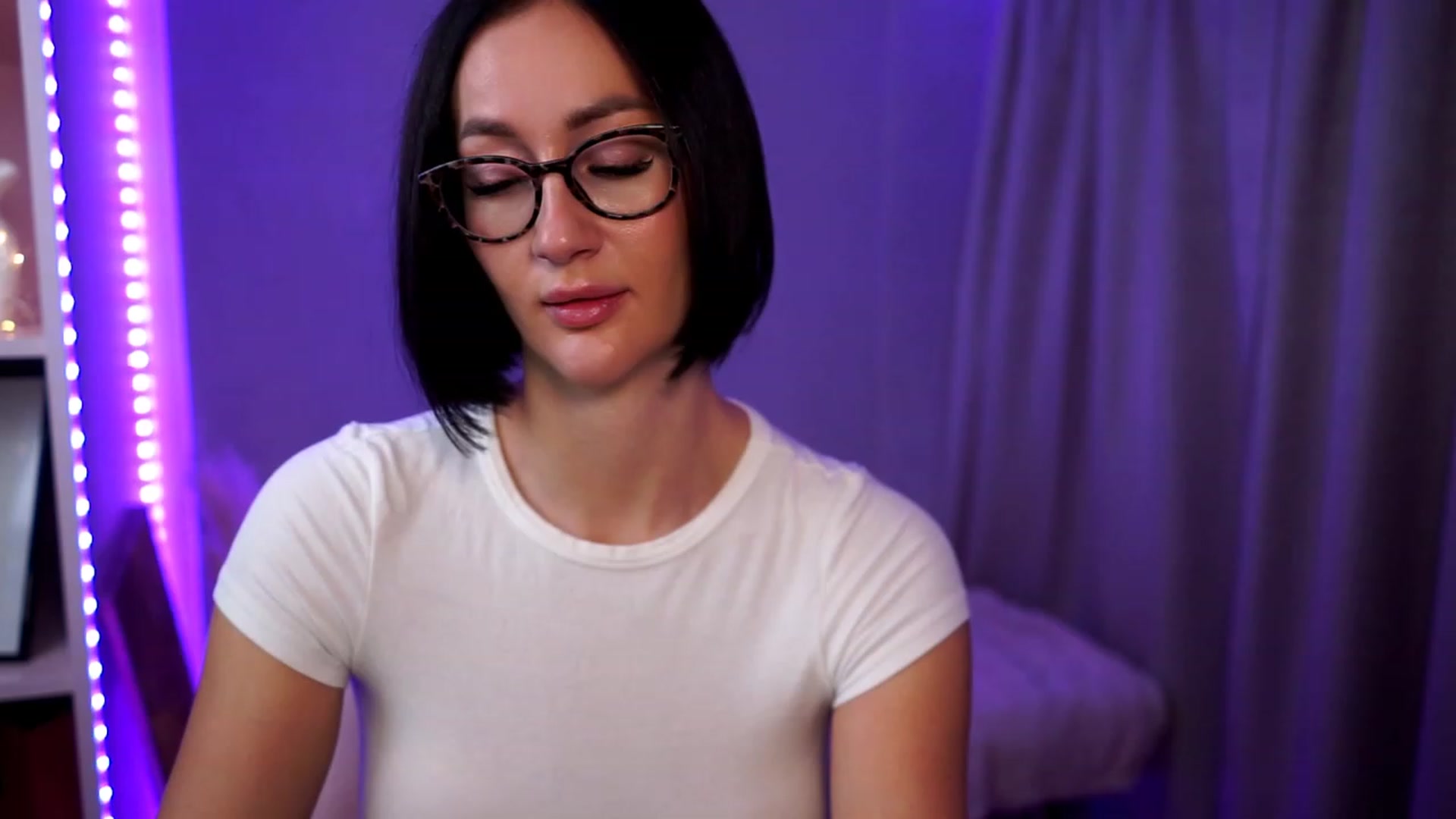 Gallery image thumbnail from Queen_Dasha's myfreecams stream on, 09/26/2023, 17:00 image 18 of 20