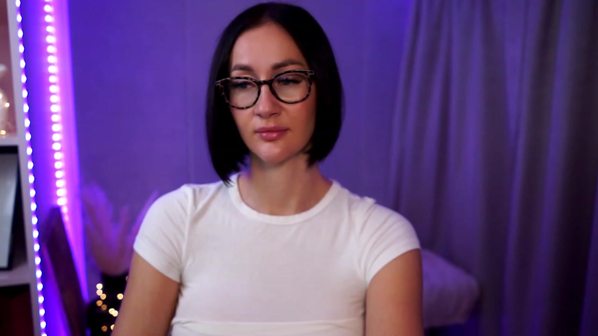 Gallery image thumbnail from Queen_Dasha's myfreecams stream on, 09/26/2023, 17:00 image 12 of 20