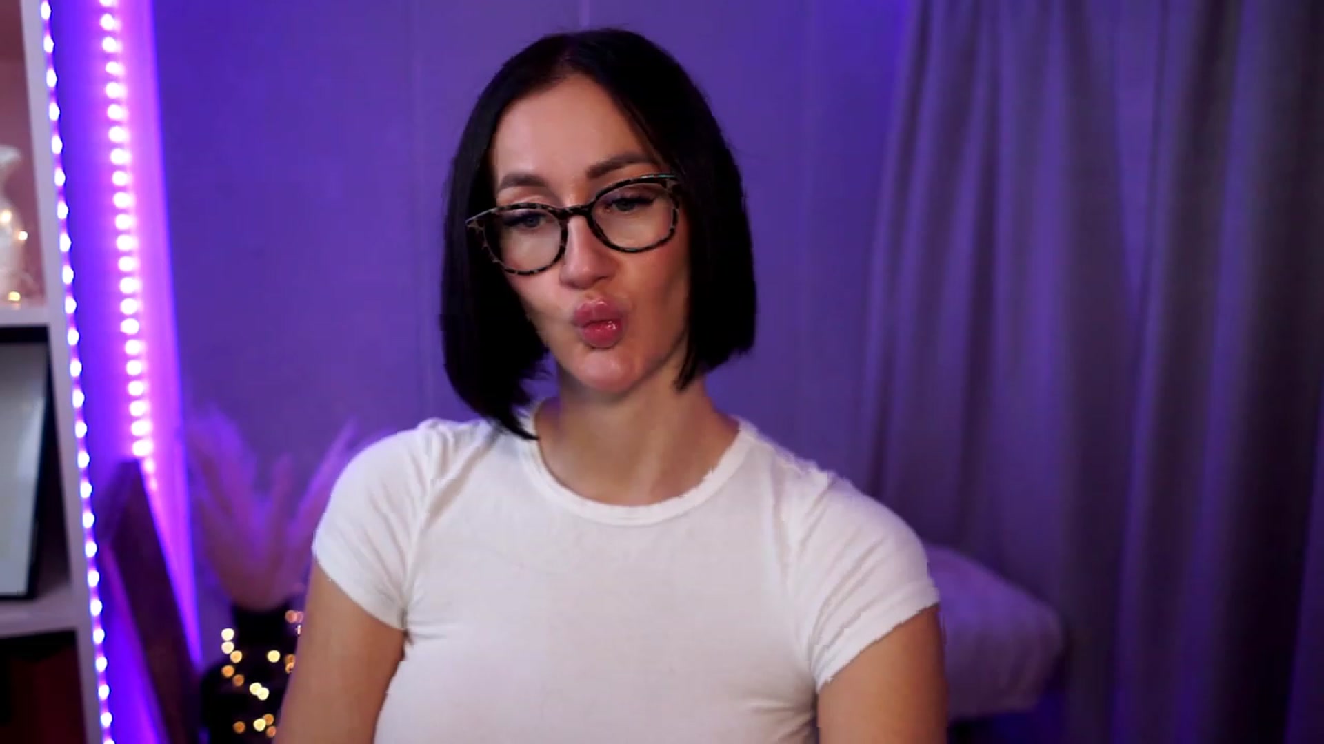 Gallery image thumbnail from Queen_Dasha's myfreecams stream on, 09/26/2023, 18:42 image 14 of 20