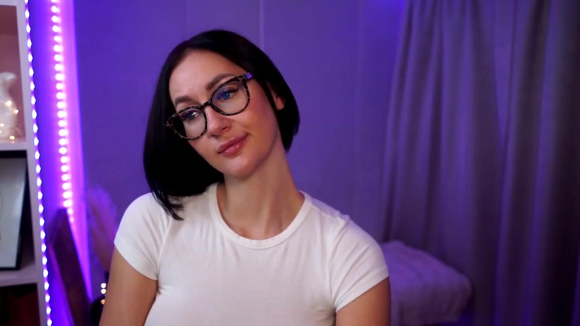 Gallery image thumbnail from Queen_Dasha's myfreecams stream on, 09/26/2023, 18:42 image 3 of 20