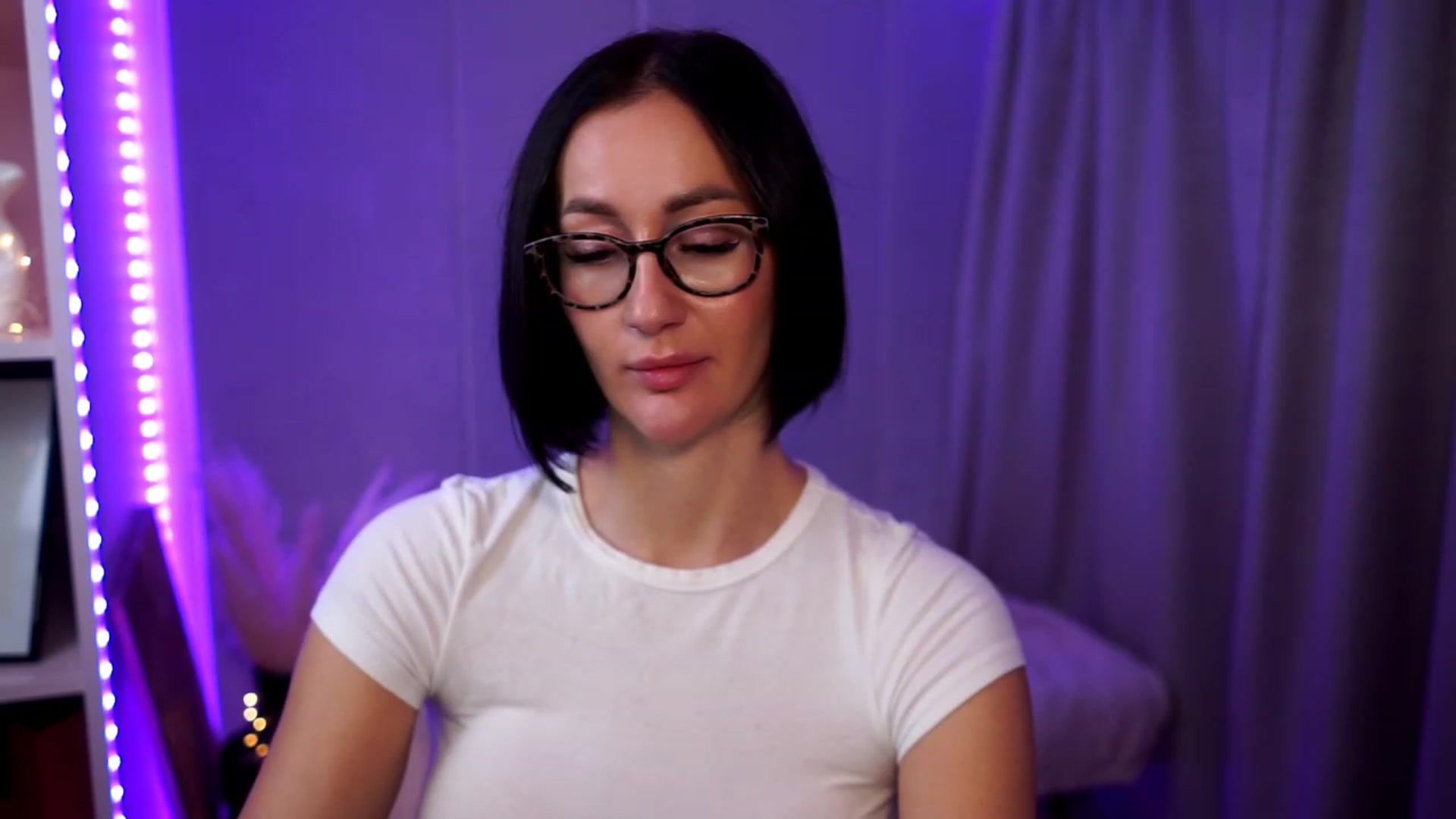 Gallery image thumbnail from Queen_Dasha's myfreecams stream on, 09/26/2023, 18:42 image 13 of 20