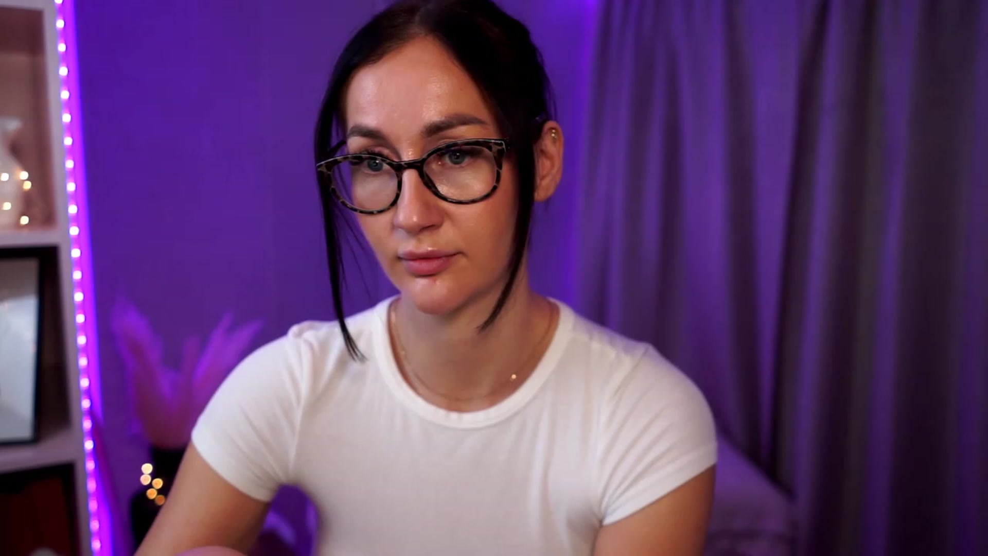 Gallery image thumbnail from Queen_Dasha's myfreecams stream on, 10/10/2023, 19:56 image 18 of 20