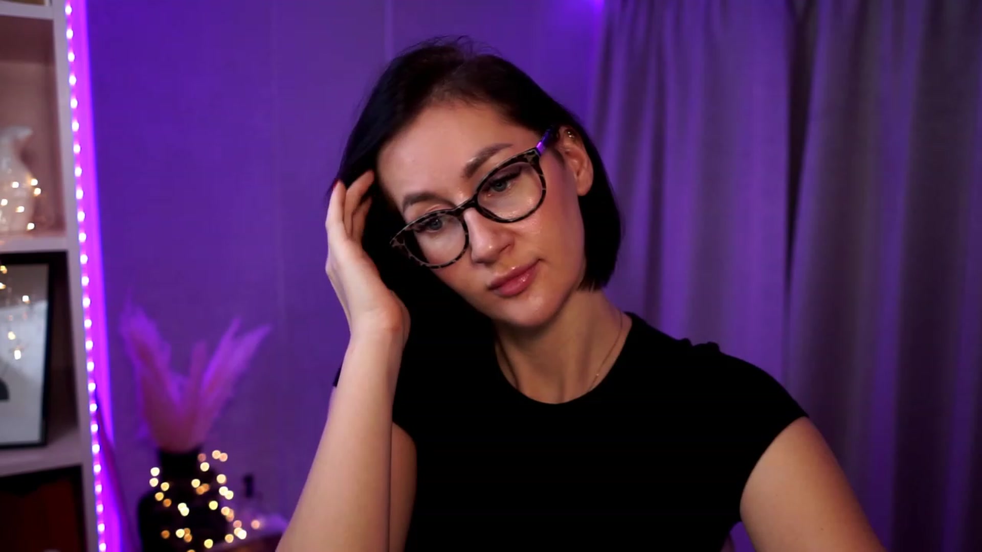 Gallery image thumbnail from Queen_Dasha's myfreecams stream on, 10/15/2023, 17:04 image 13 of 20