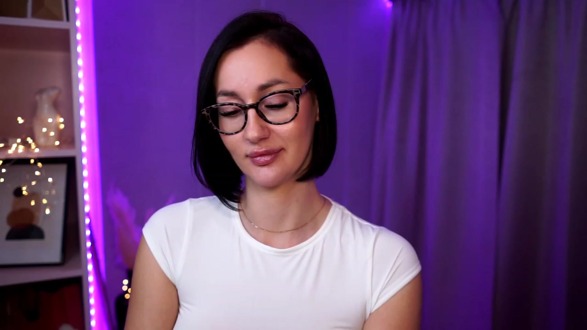Gallery image thumbnail from Queen_Dasha's myfreecams stream on, 10/20/2023, 20:38 image 10 of 20