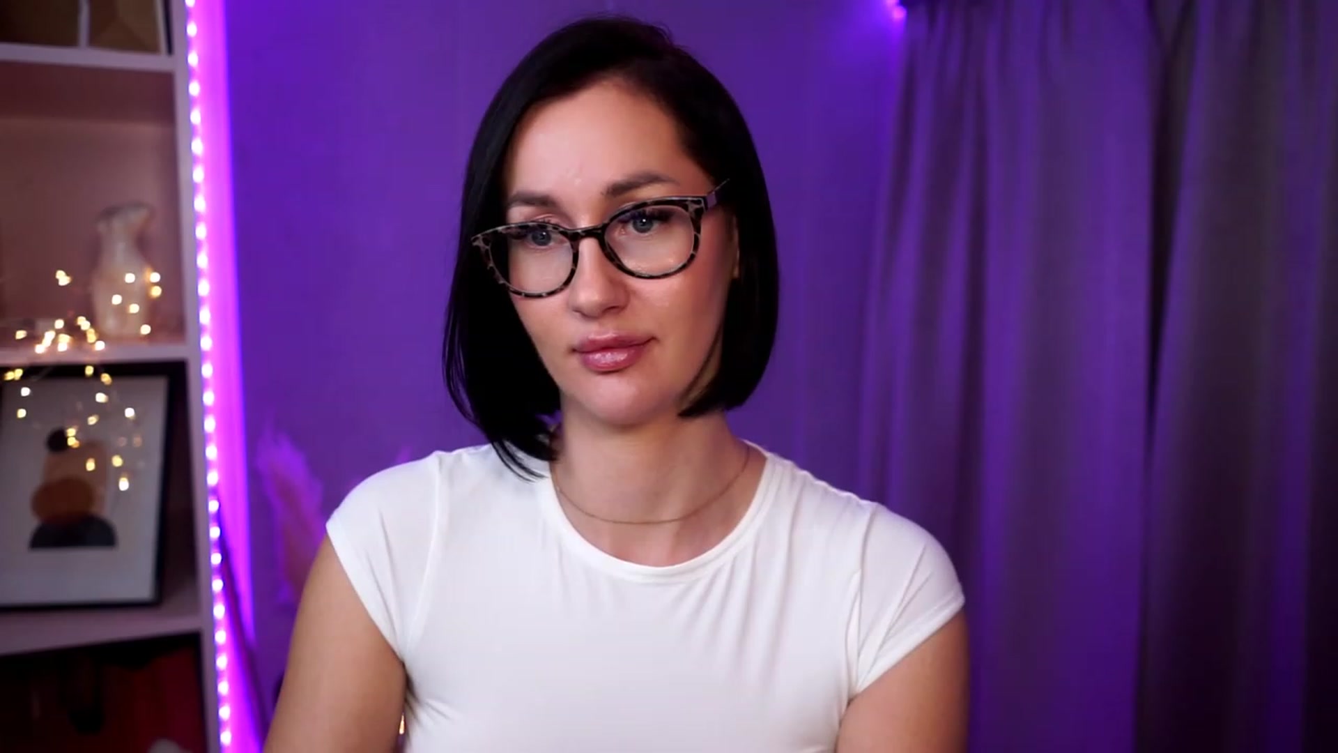 Gallery image thumbnail from Queen_Dasha's myfreecams stream on, 10/20/2023, 20:38 image 12 of 20