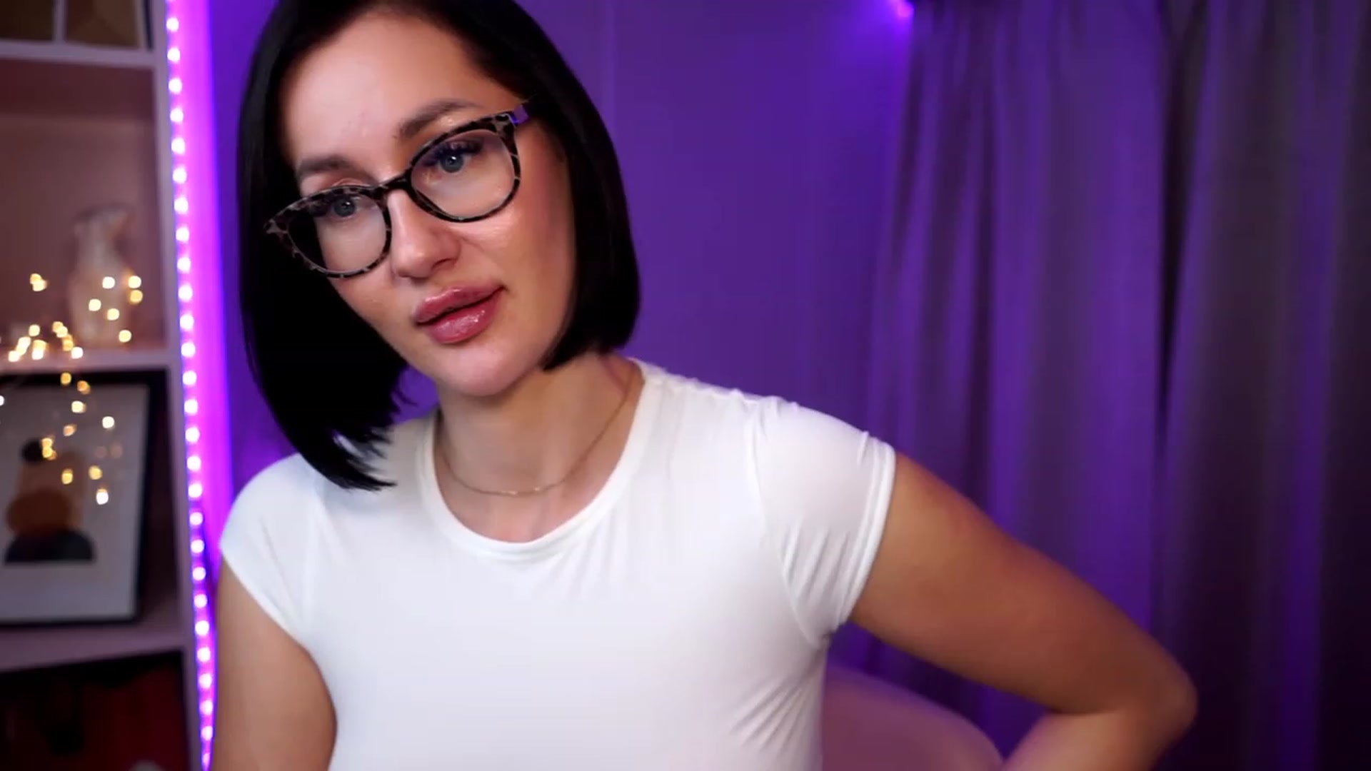 Gallery image thumbnail from Queen_Dasha's myfreecams stream on, 10/20/2023, 20:38 image 2 of 20