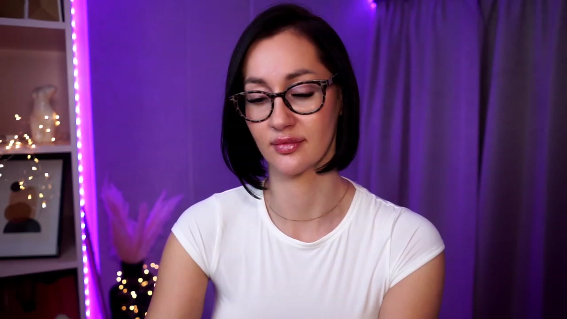 Gallery image thumbnail from Queen_Dasha's myfreecams stream on, 10/20/2023, 20:38 image 3 of 20