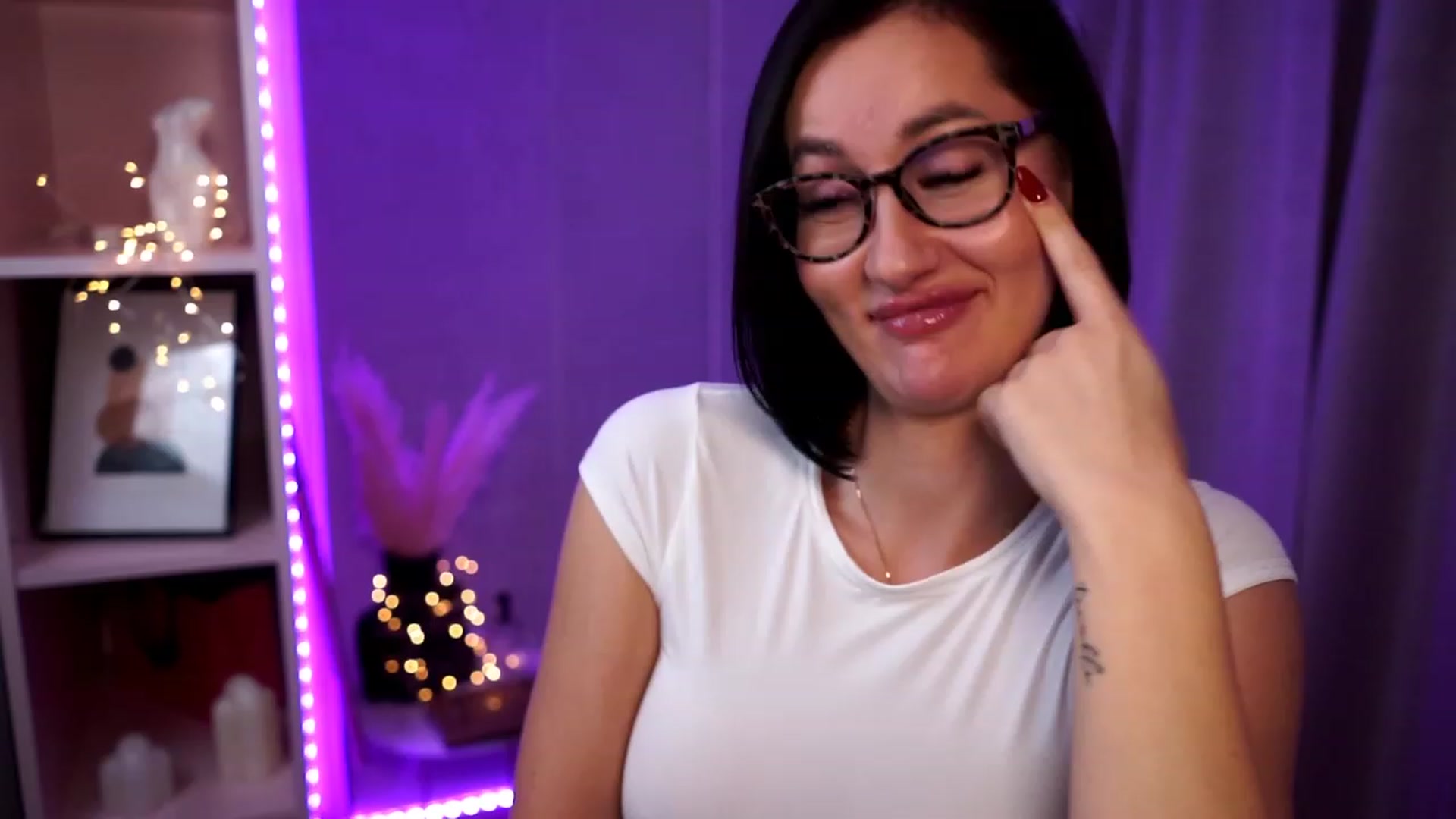 Gallery image thumbnail from Queen_Dasha's myfreecams stream on, 10/20/2023, 22:18 image 1 of 20