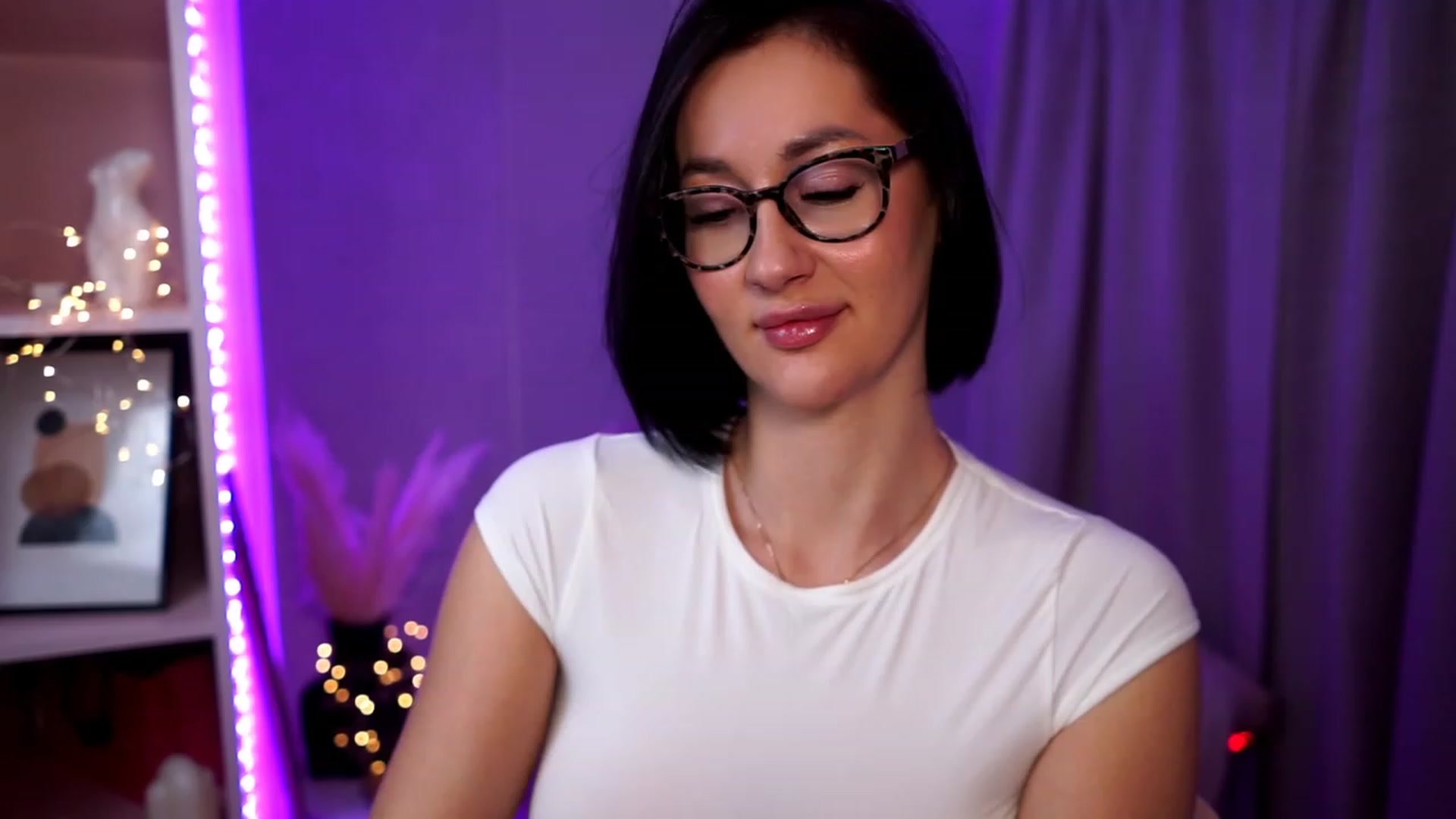 Gallery image thumbnail from Queen_Dasha's myfreecams stream on, 10/28/2023, 19:49 image 1 of 20