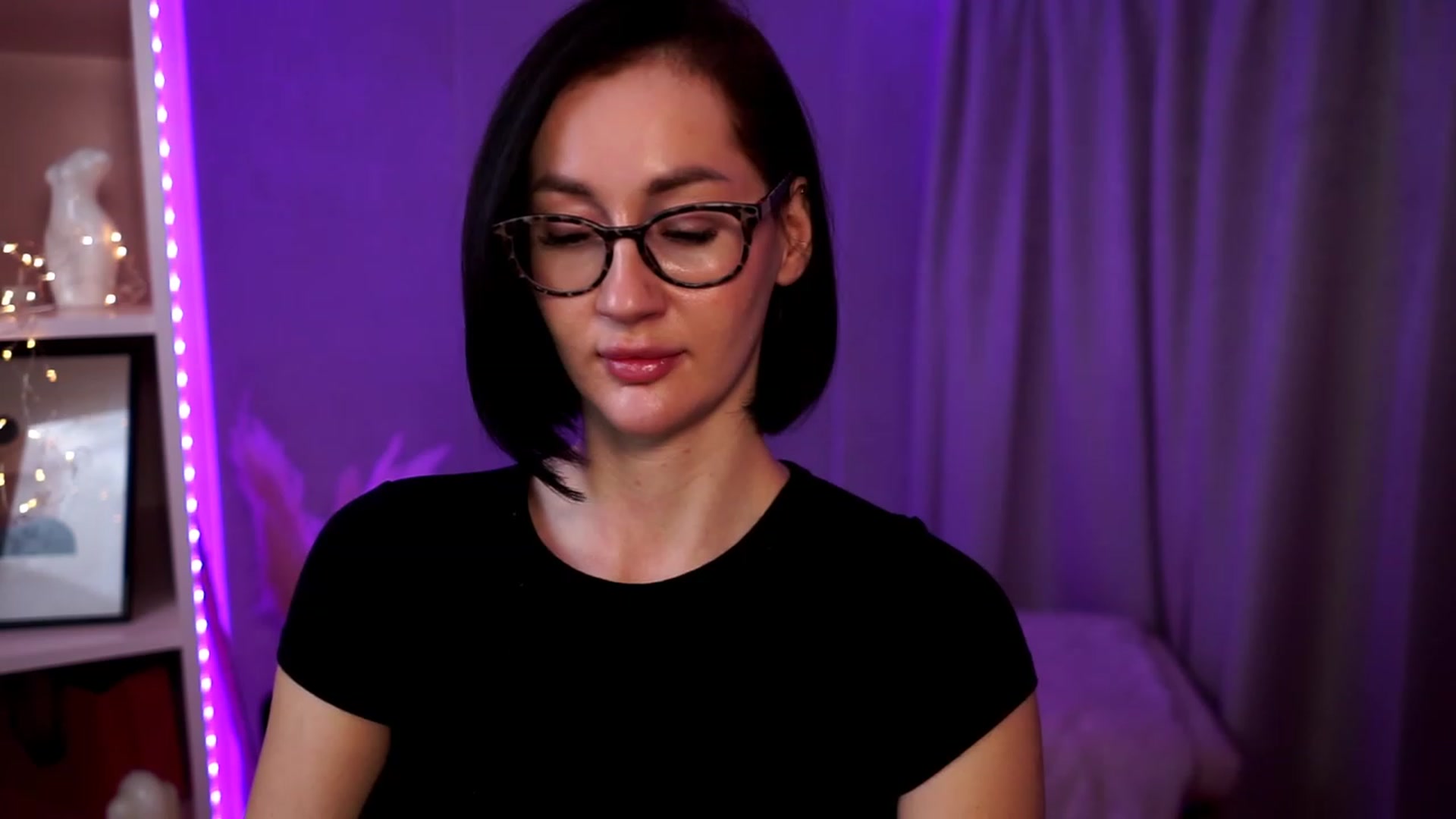 Gallery image thumbnail from Queen_Dasha's myfreecams stream on, 11/06/2023, 19:18 image 8 of 20