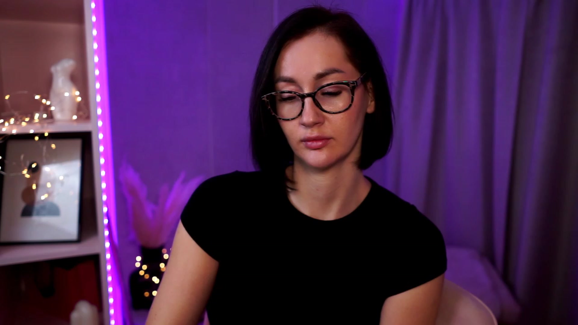 Gallery image thumbnail from Queen_Dasha's myfreecams stream on, 11/06/2023, 19:48 image 10 of 20