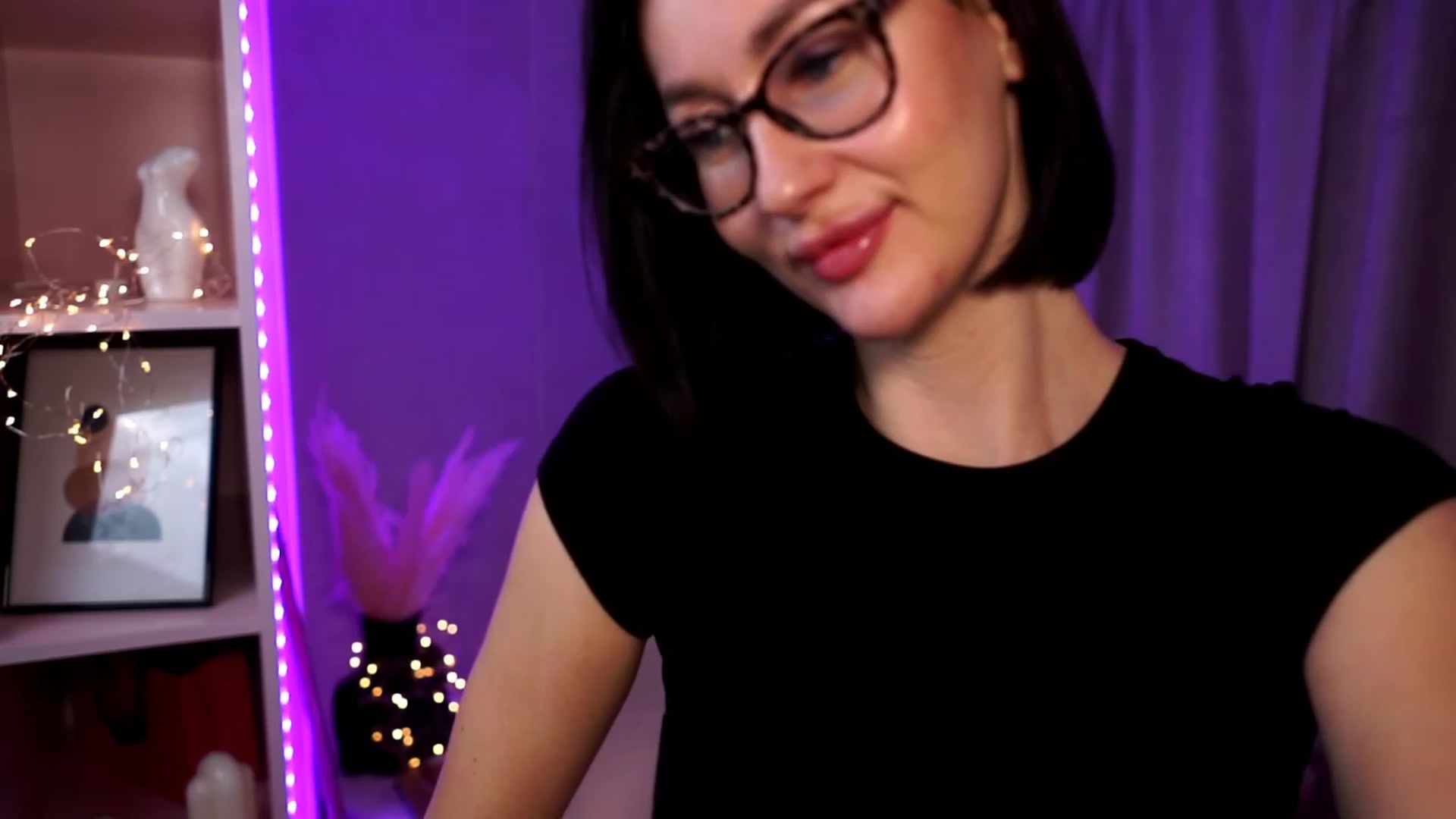 Gallery image thumbnail from Queen_Dasha's myfreecams stream on, 11/06/2023, 23:10 image 3 of 20