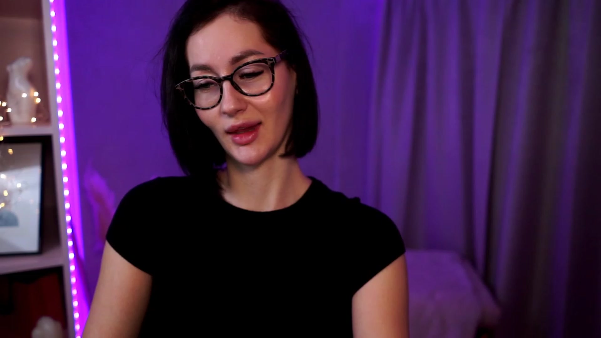 Gallery image thumbnail from Queen_Dasha's myfreecams stream on, 11/07/2023, 19:45 image 4 of 20