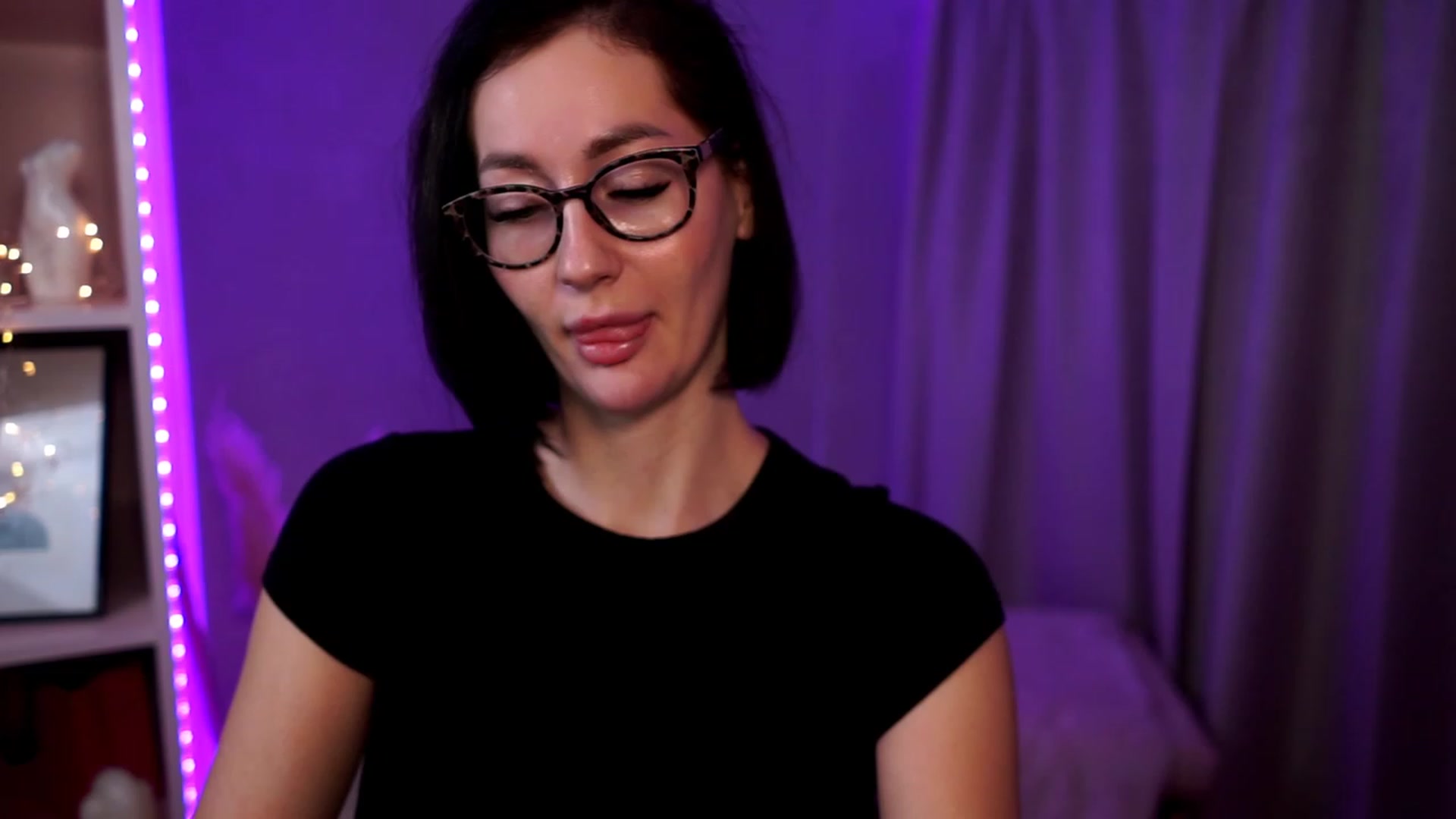 Gallery image thumbnail from Queen_Dasha's myfreecams stream on, 11/07/2023, 19:45 image 9 of 20