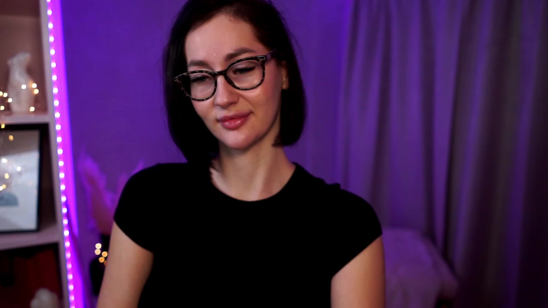 Gallery image thumbnail from Queen_Dasha's myfreecams stream on, 11/07/2023, 19:45 image 10 of 20