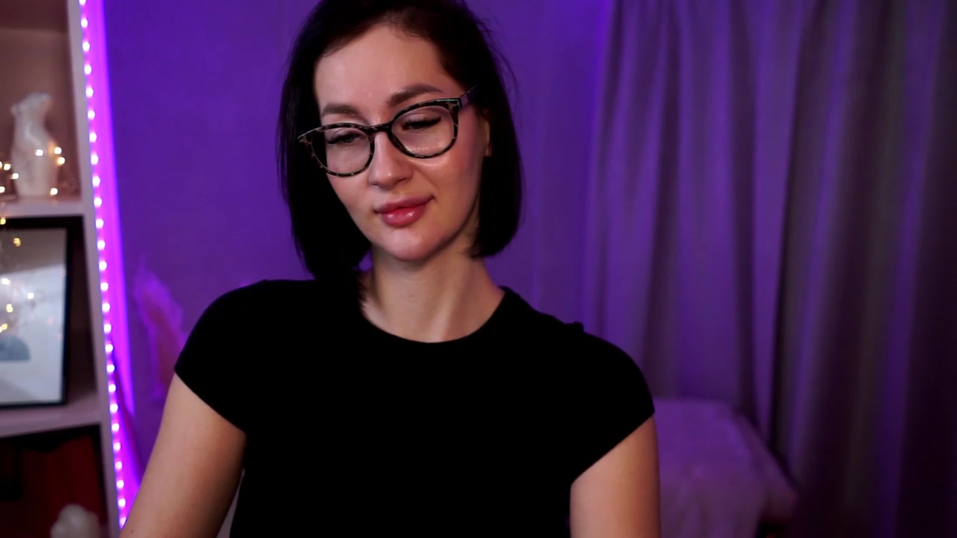 Gallery image thumbnail from Queen_Dasha's myfreecams stream on, 11/07/2023, 19:45 image 2 of 20
