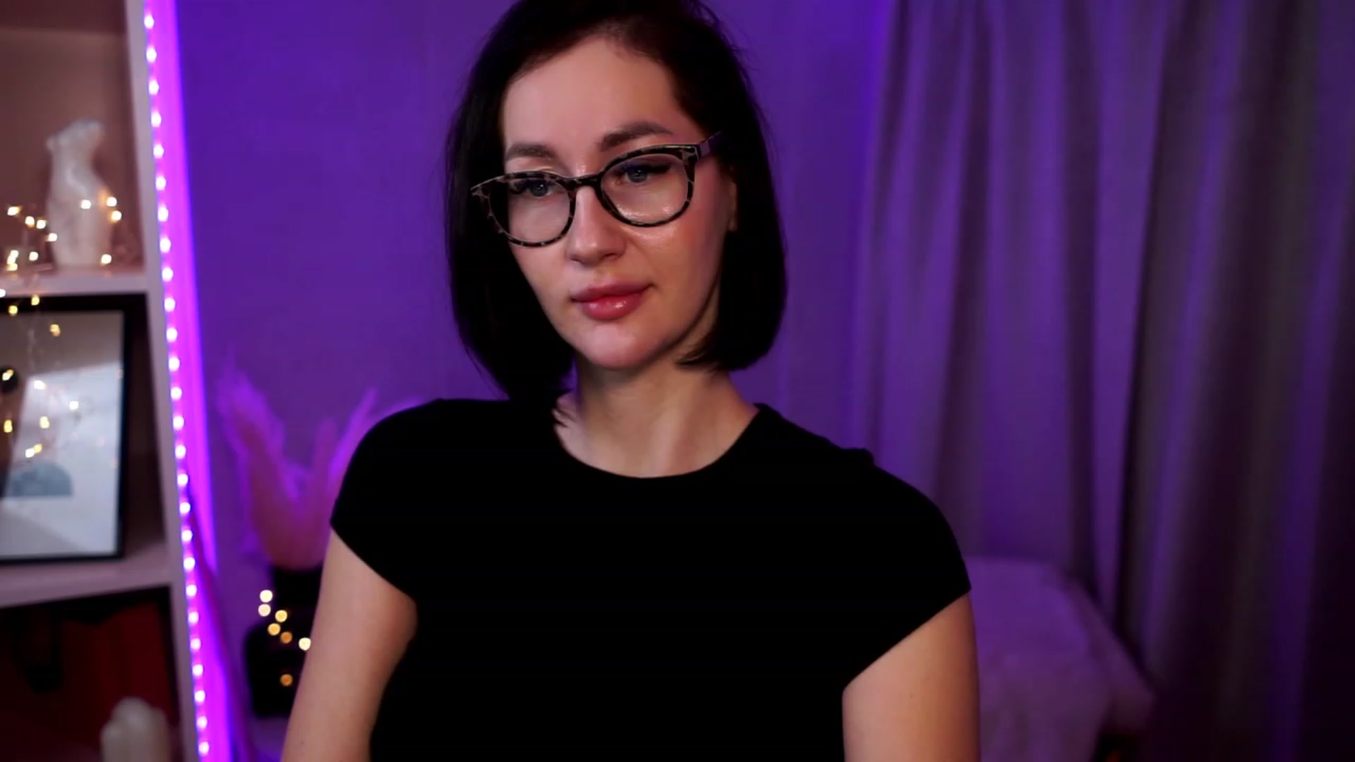 Gallery image thumbnail from Queen_Dasha's myfreecams stream on, 11/07/2023, 19:45 image 13 of 20