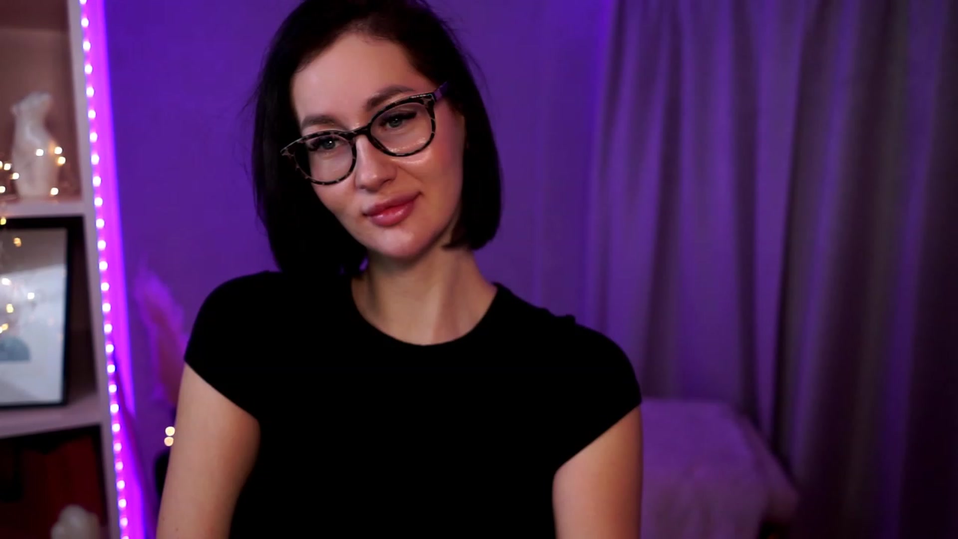 Gallery image thumbnail from Queen_Dasha's myfreecams stream on, 11/07/2023, 19:45 image 5 of 20