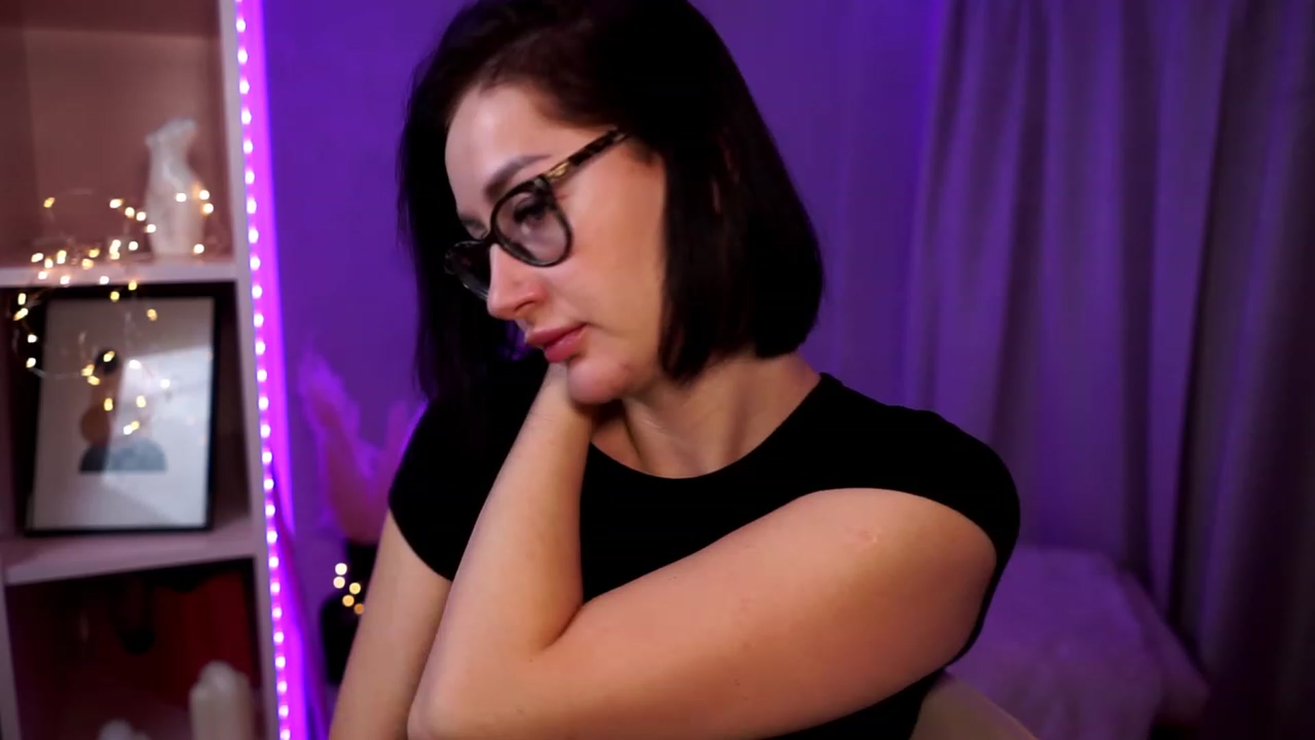 Gallery image thumbnail from Queen_Dasha's myfreecams stream on, 11/07/2023, 20:21 image 17 of 20