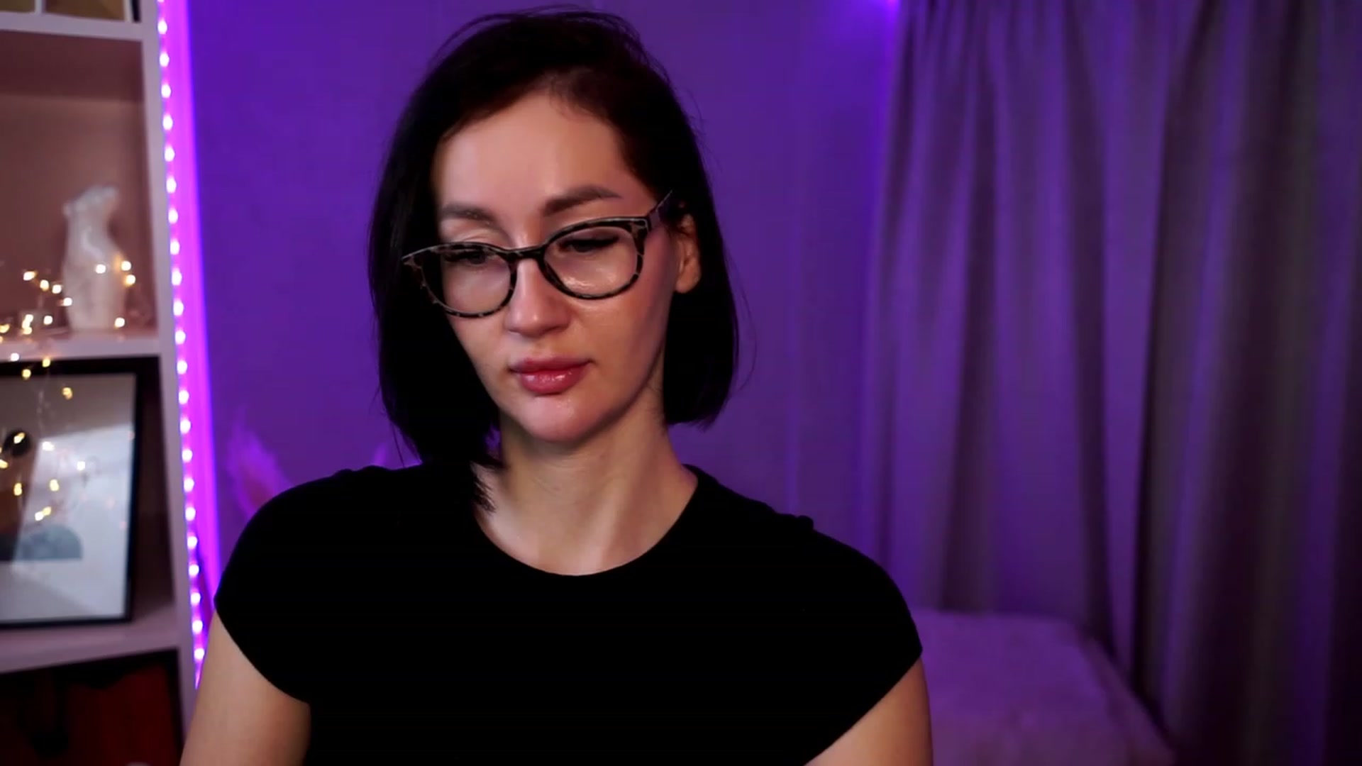 Gallery image thumbnail from Queen_Dasha's myfreecams stream on, 11/07/2023, 20:21 image 2 of 20