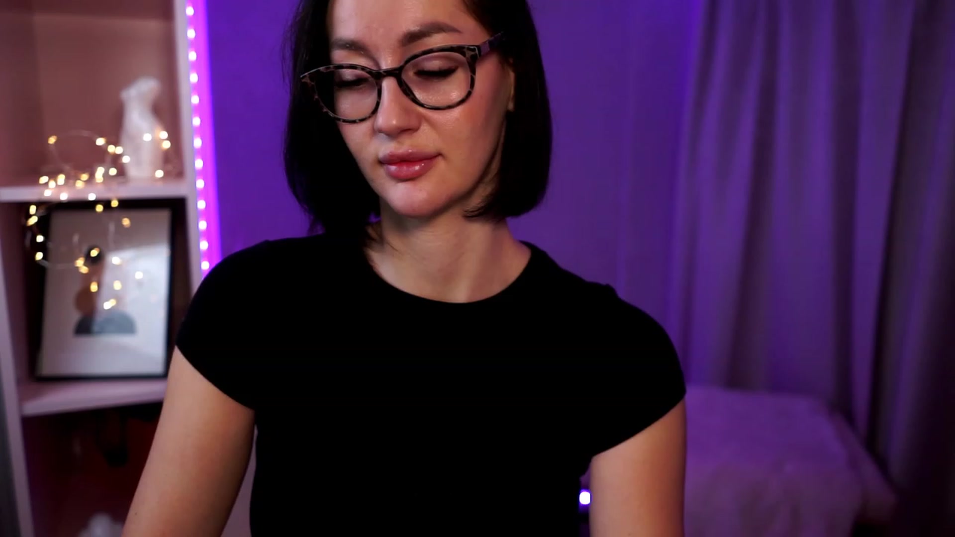 Gallery image thumbnail from Queen_Dasha's myfreecams stream on, 11/07/2023, 21:45 image 1 of 20