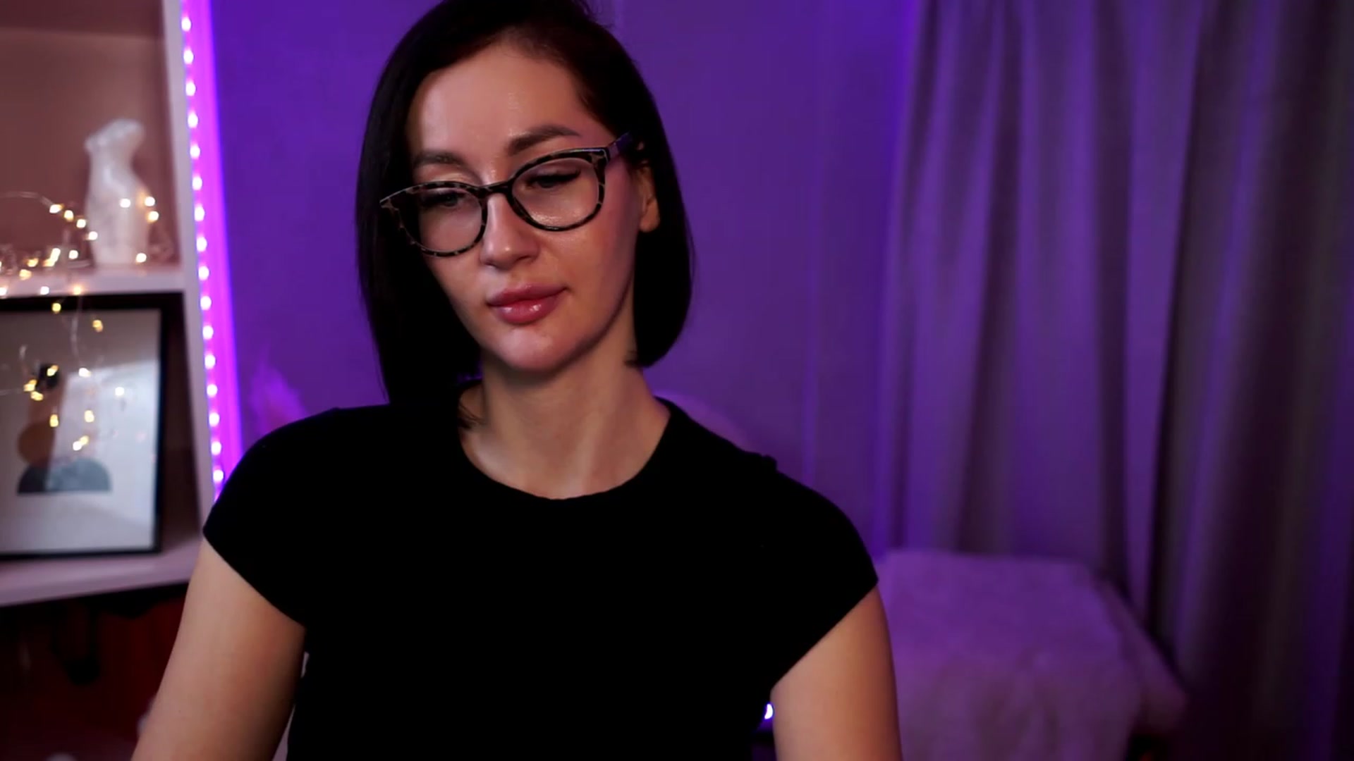 Gallery image thumbnail from Queen_Dasha's myfreecams stream on, 11/07/2023, 21:45 image 18 of 20