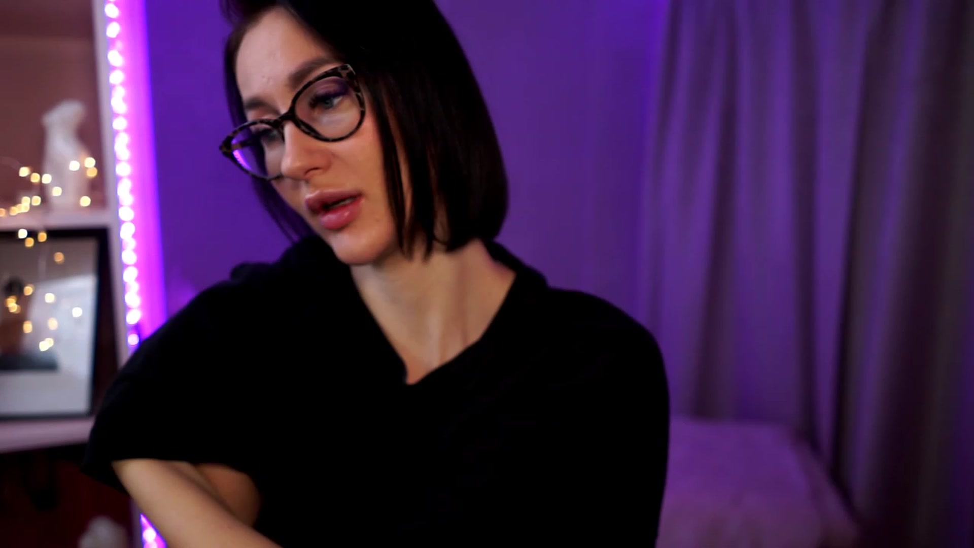 Gallery image thumbnail from Queen_Dasha's myfreecams stream on, 11/08/2023, 20:30 image 3 of 20