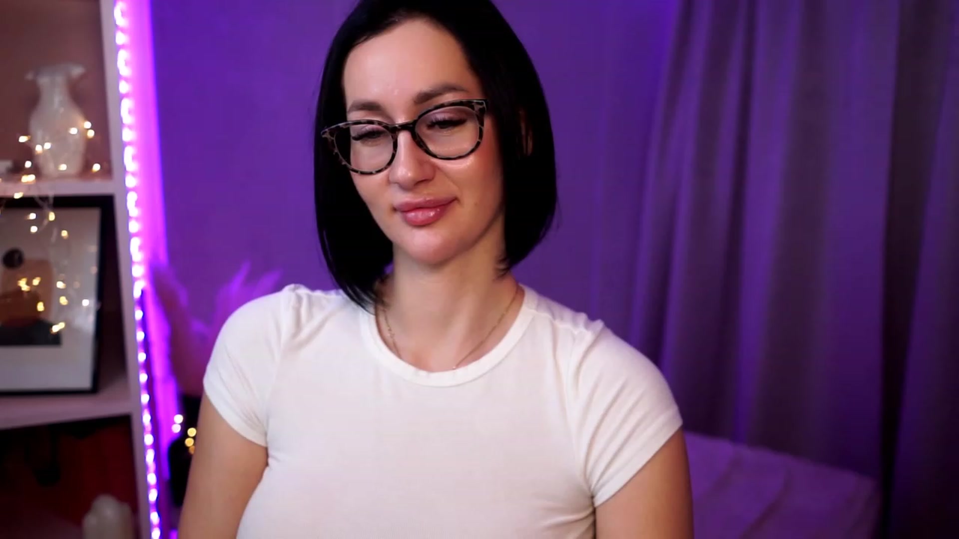 Gallery image thumbnail from Queen_Dasha's myfreecams stream on, 11/25/2023, 18:33 image 11 of 20