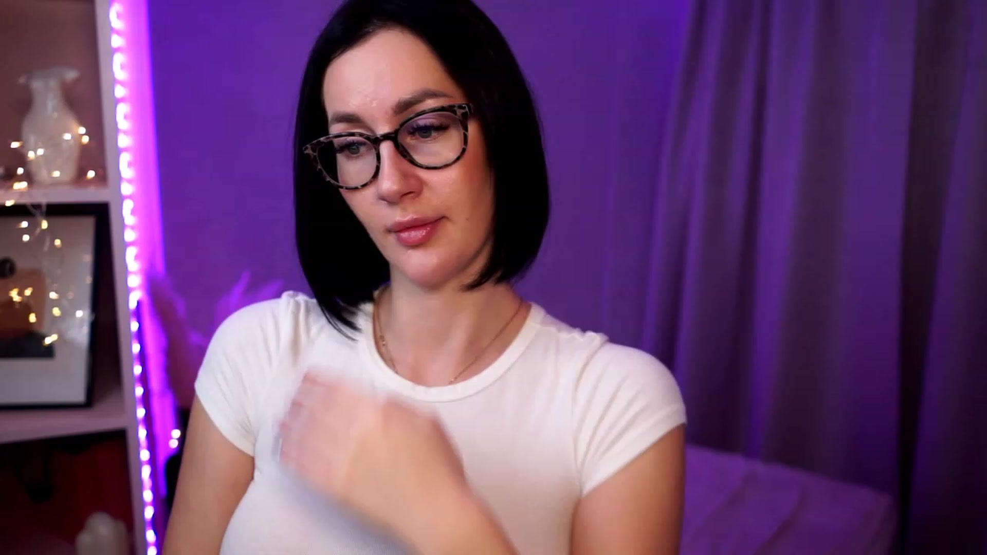 Gallery image thumbnail from Queen_Dasha's myfreecams stream on, 11/25/2023, 18:33 image 7 of 20
