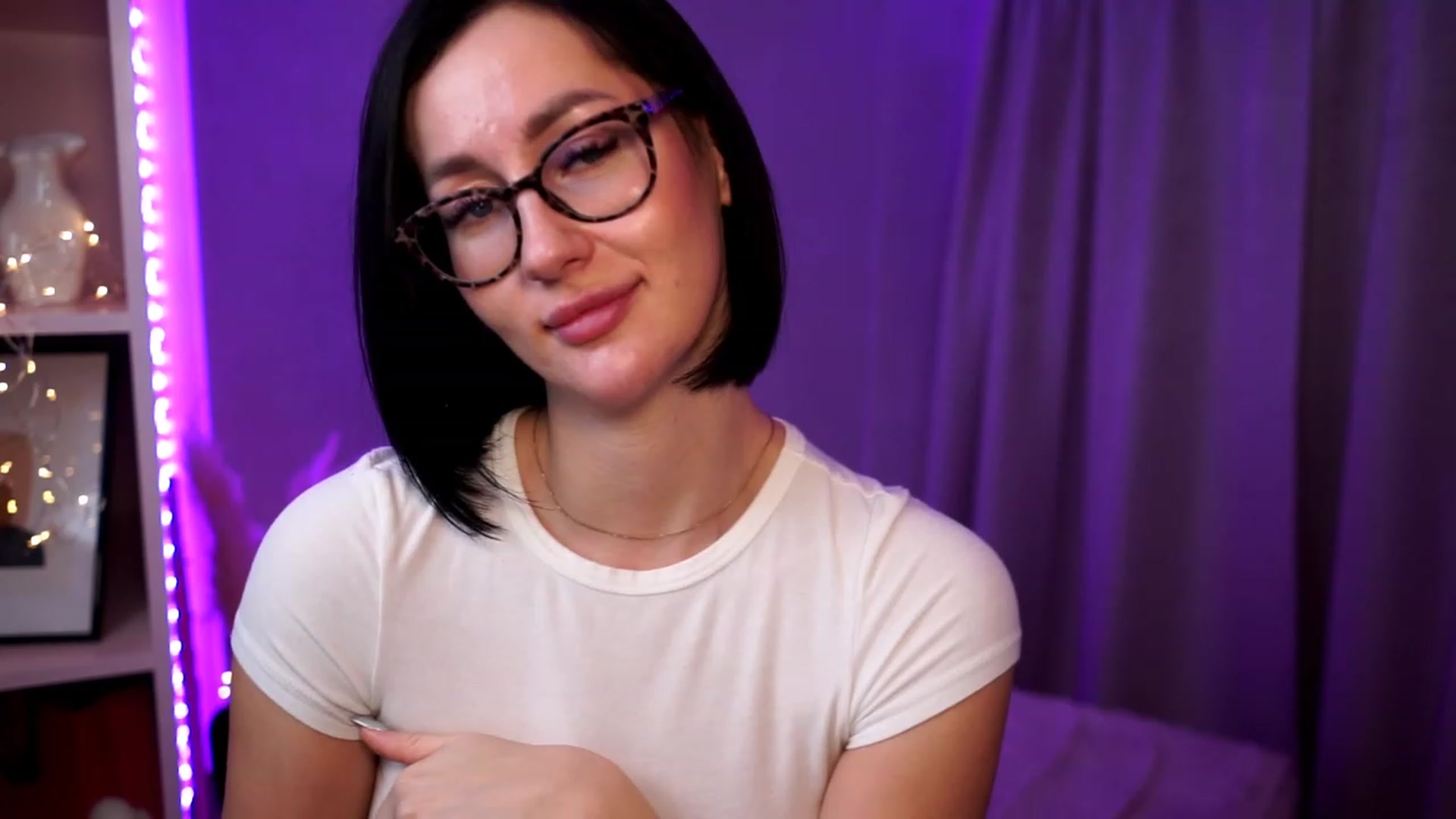 Gallery image thumbnail from Queen_Dasha's myfreecams stream on, 11/25/2023, 20:58 image 17 of 20