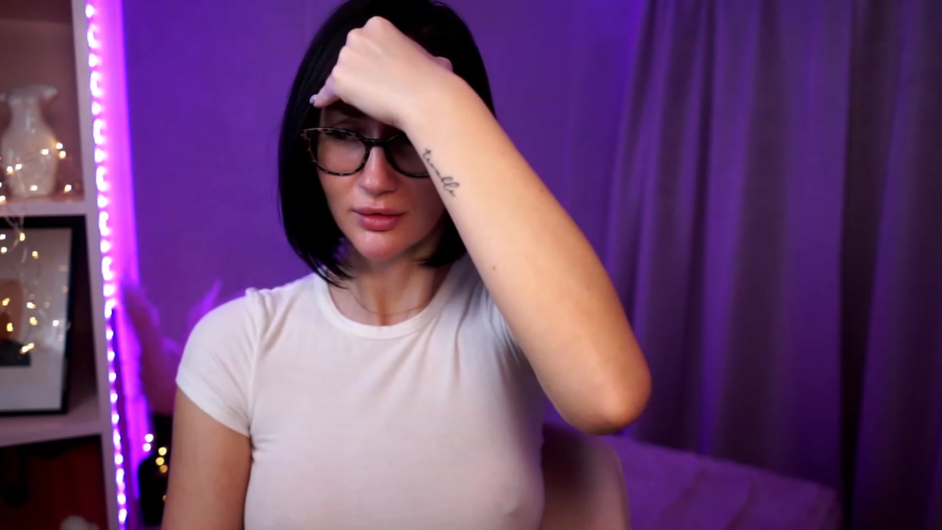 Gallery image thumbnail from Queen_Dasha's myfreecams stream on, 11/25/2023, 20:58 image 18 of 20