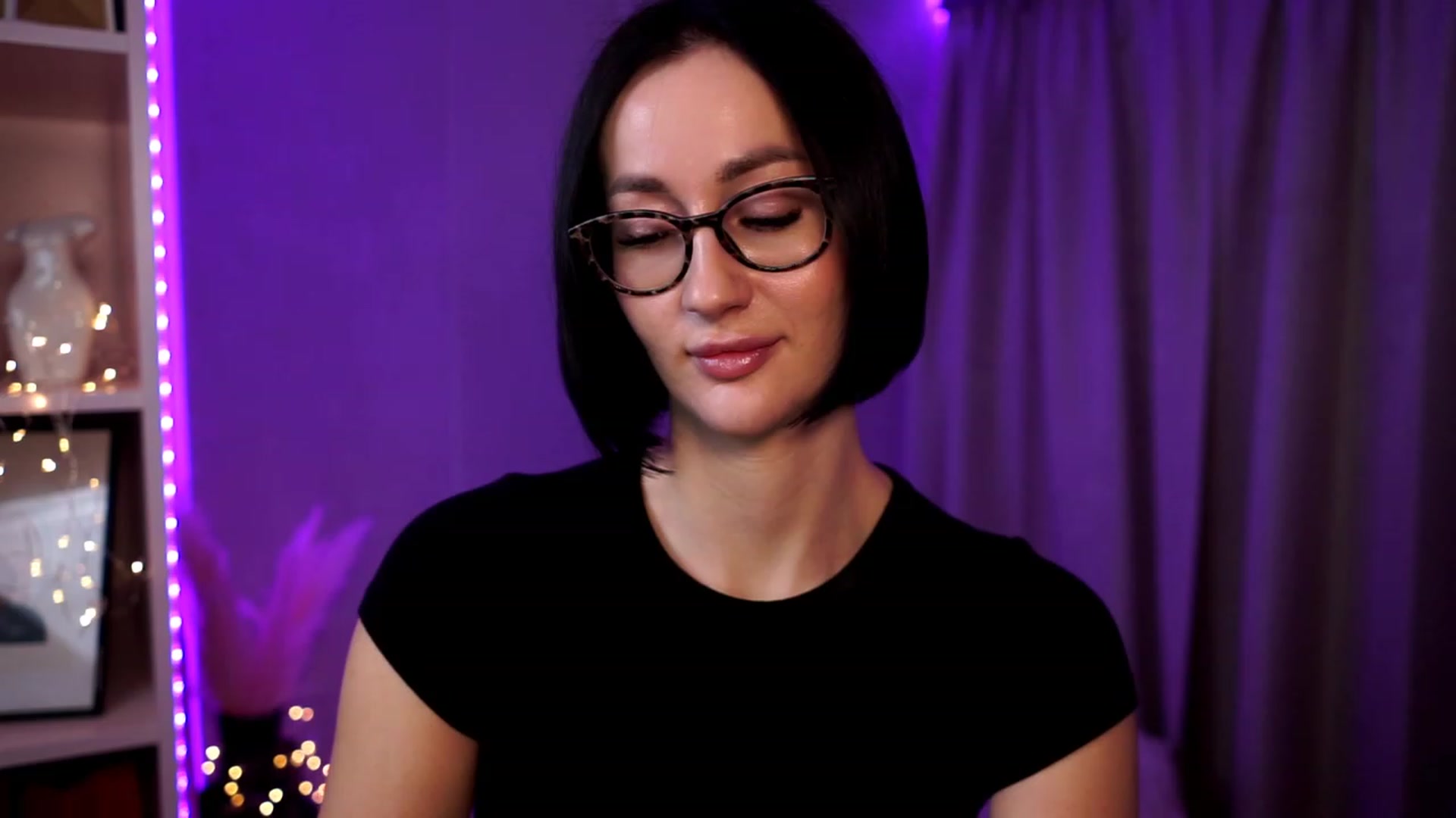 Gallery image thumbnail from Queen_Dasha's myfreecams stream on, 11/29/2023, 18:19 image 6 of 20